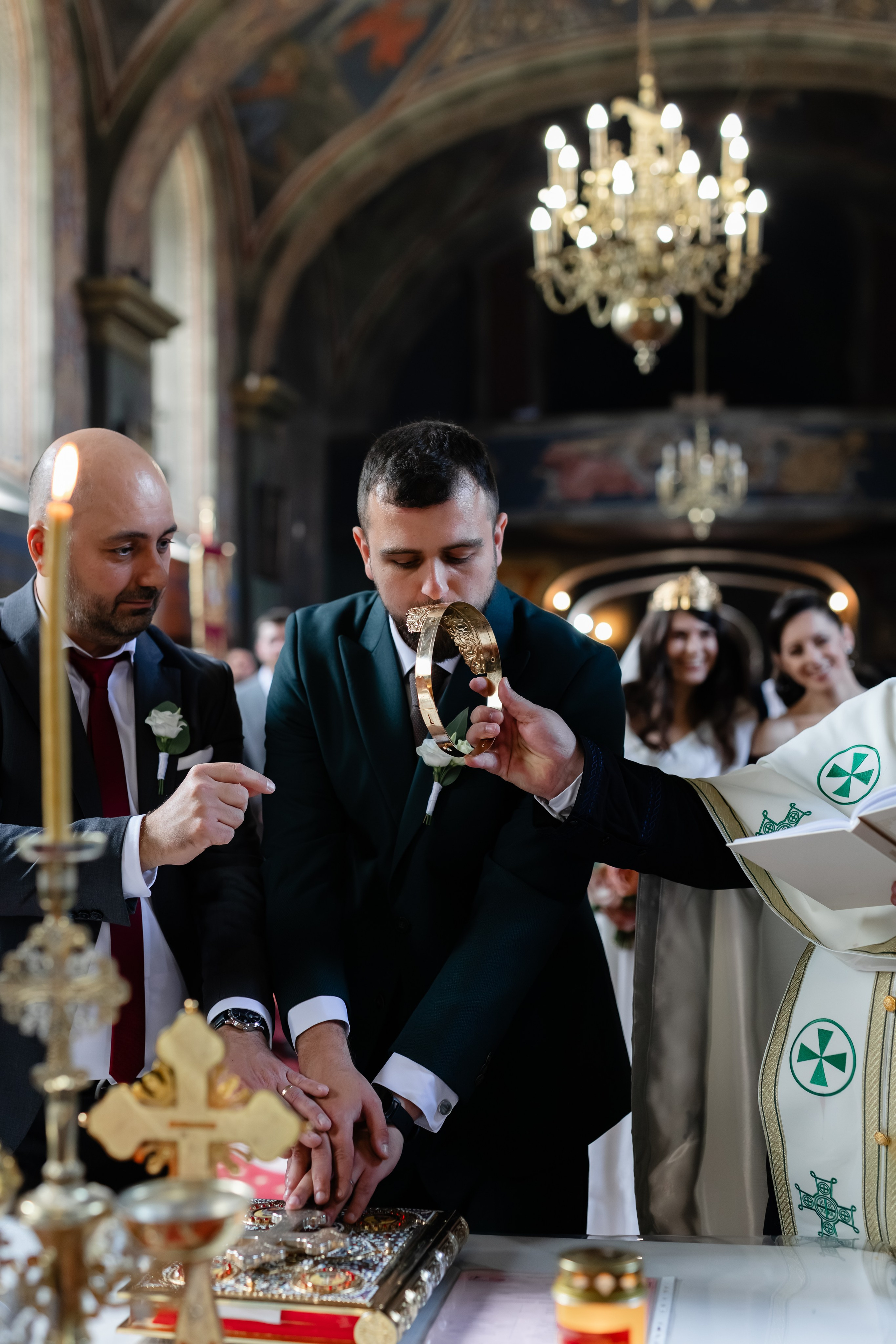 Flori & Cosmin. Main