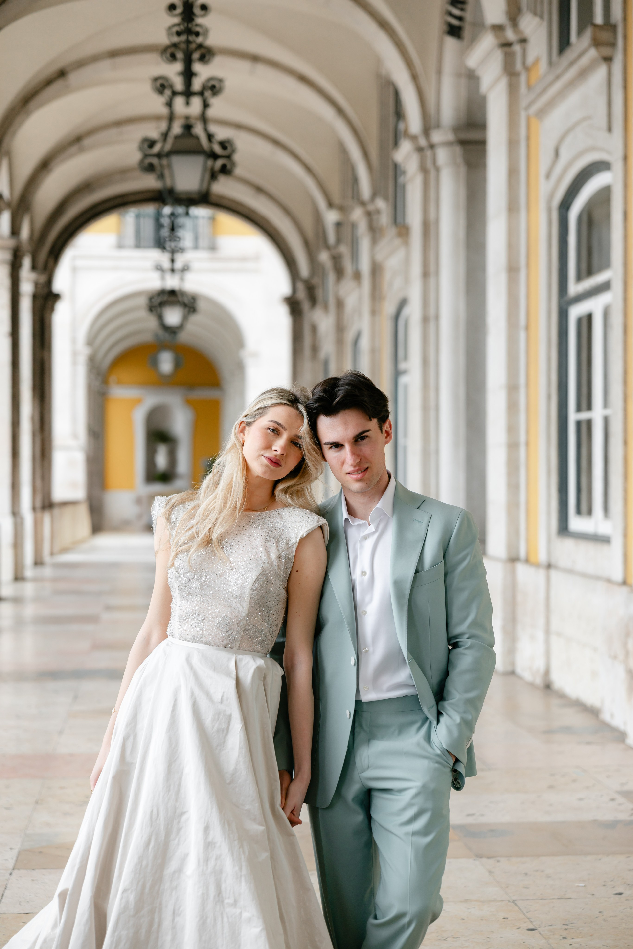 Vivien & Razvan. Main