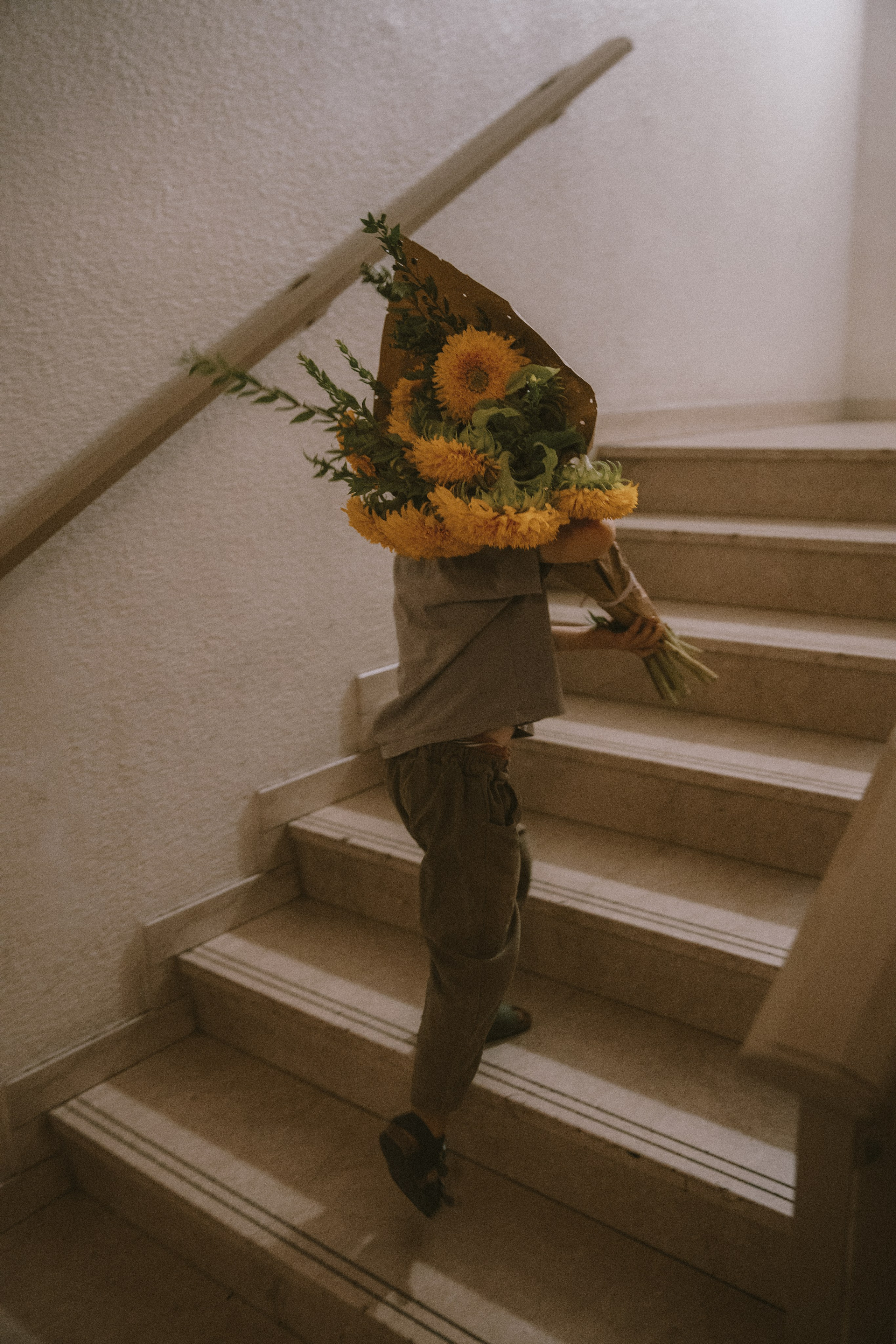 Family At Home Photoshoot in Paris | Natural Lifestyle Photography. Paris Wedding Photographer