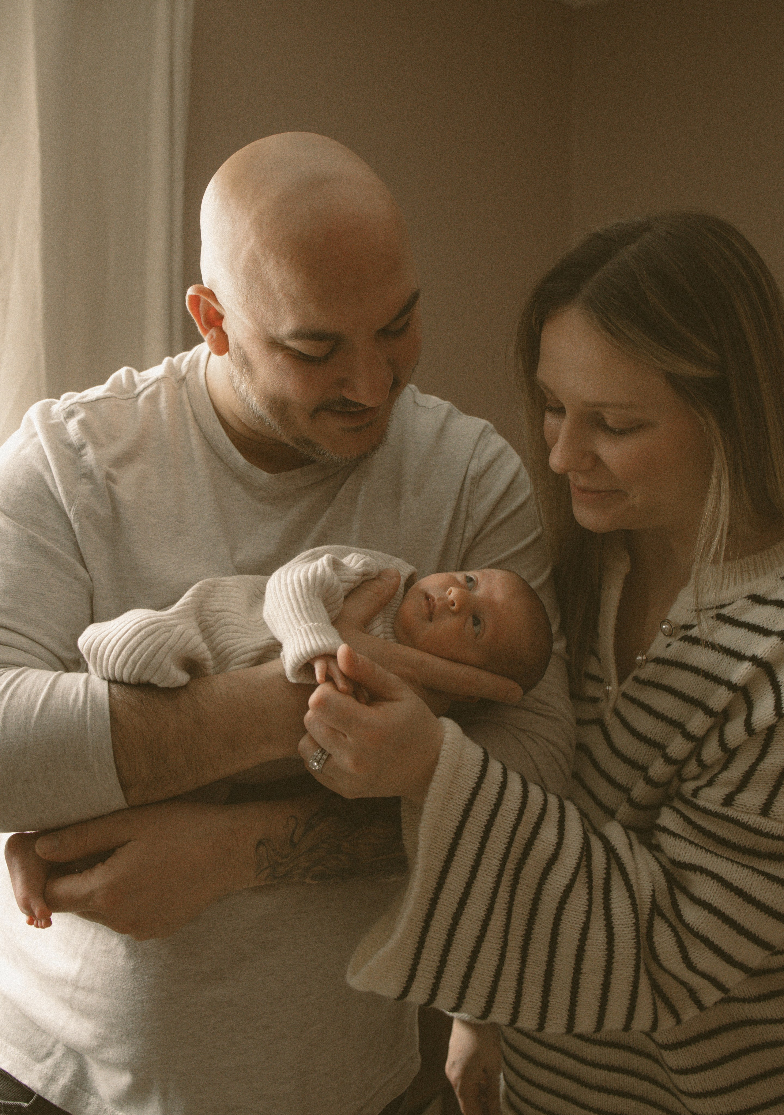Newborn lifestyle documentary photographer