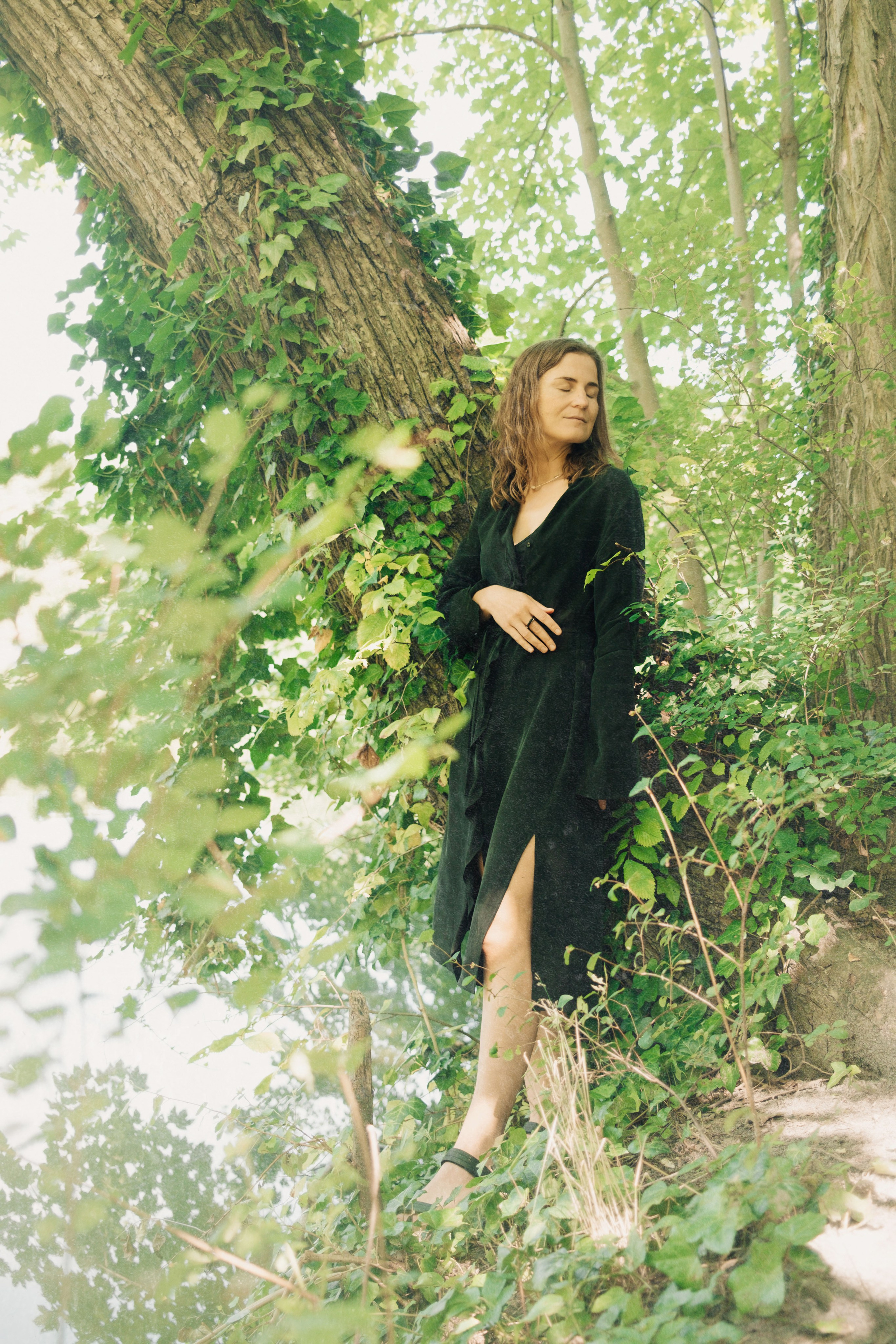 Girls Picnic on the lake. Professional Photographer in Berlin — Portraits, Love Story, Events, F