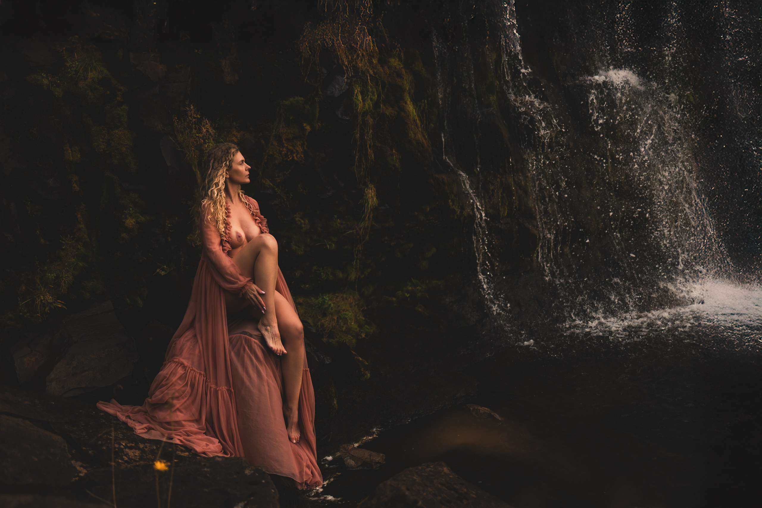 Outdoors. Icelandic Boudoir