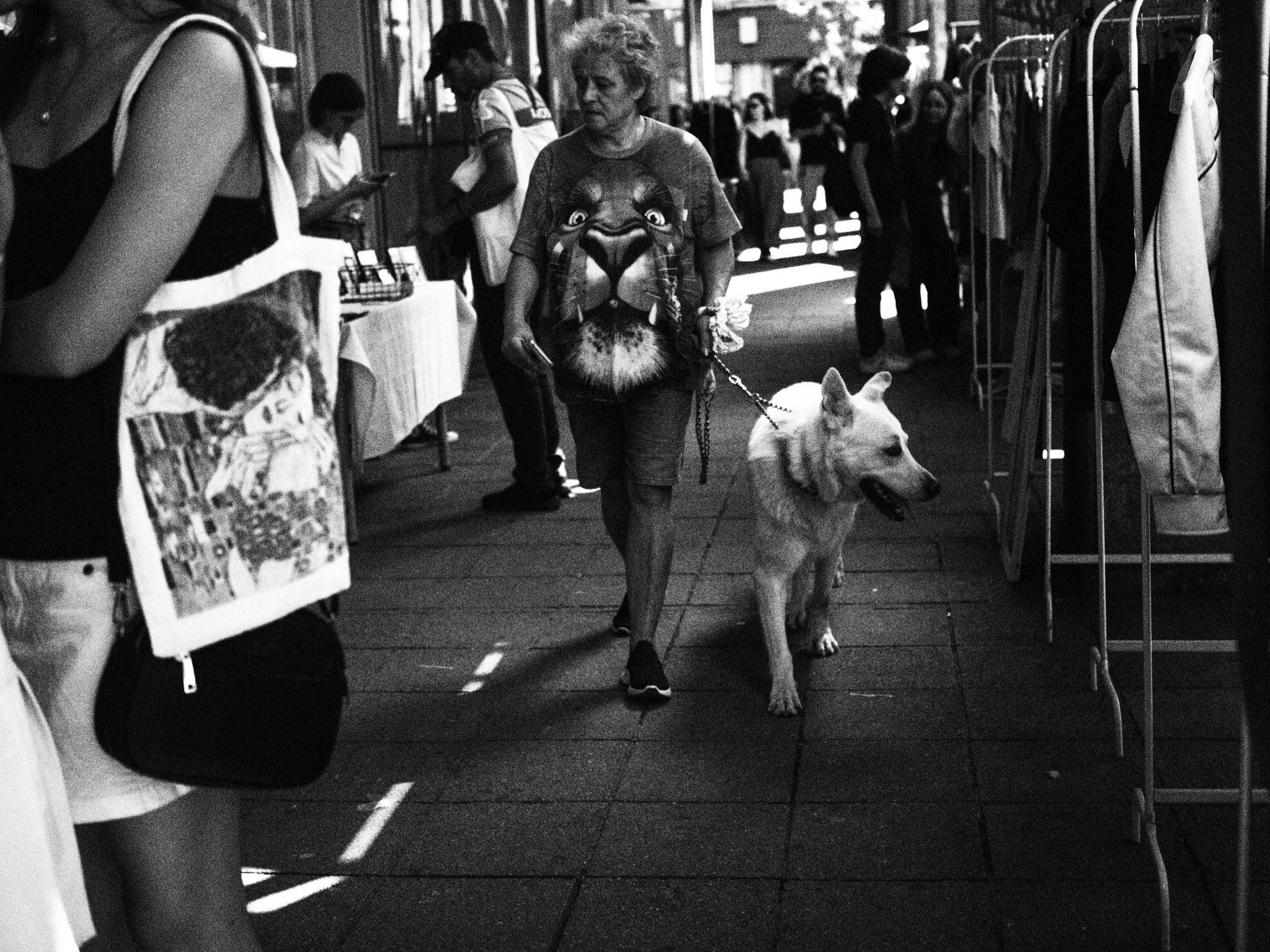B&W Street. Humanistic street photographer in Bucharest