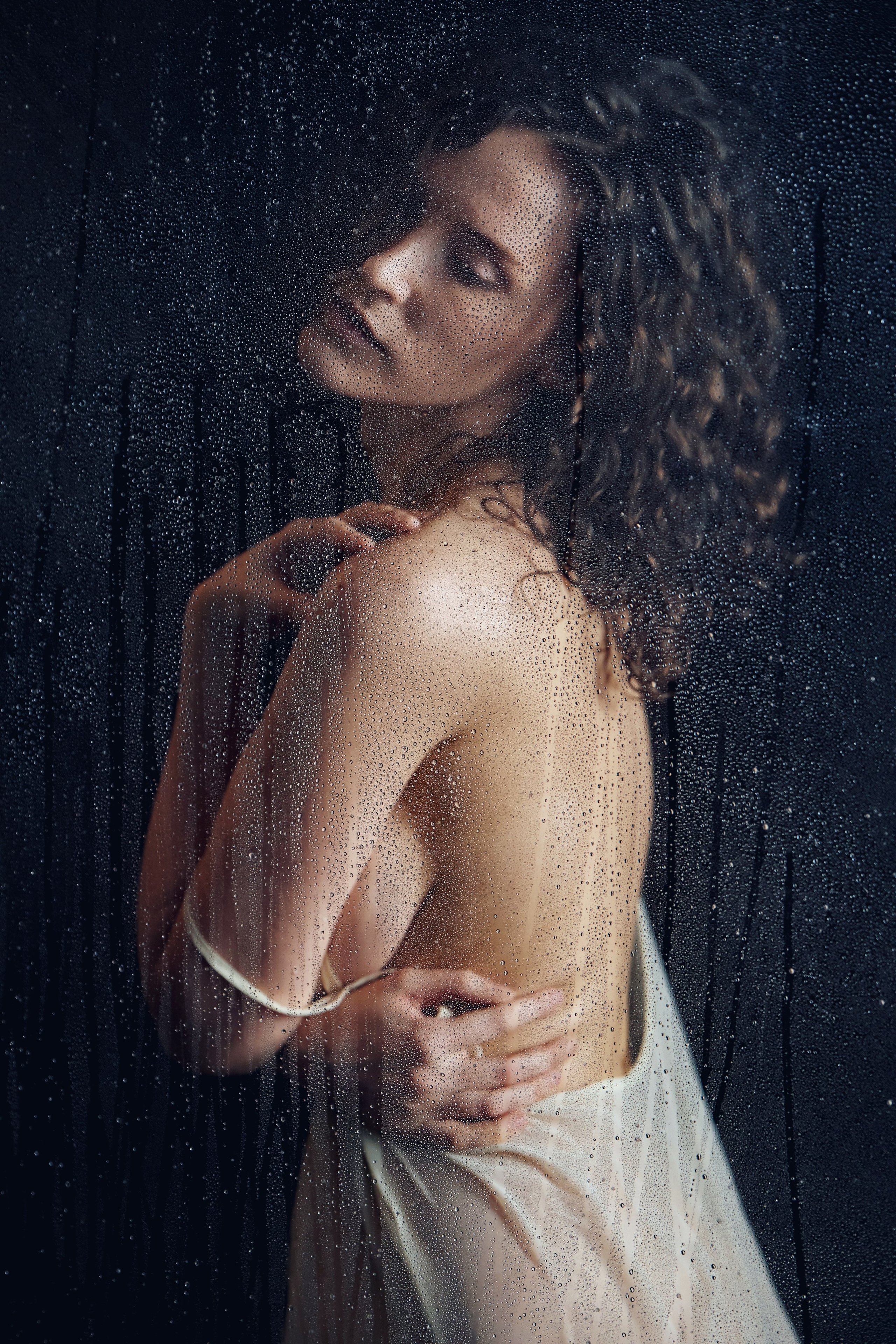 Профессиональный фотограф. Авторские студийные фотосессии в Санкт-Петербурге. Фотограф I Санкт-Петербург