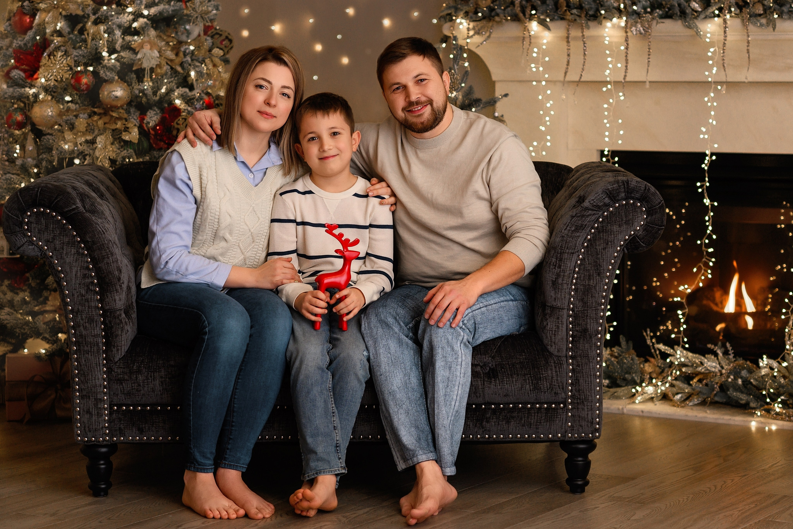Family of Maks and Sveta. Wedding & family photography in Seattle area. Helen Michelle photographer