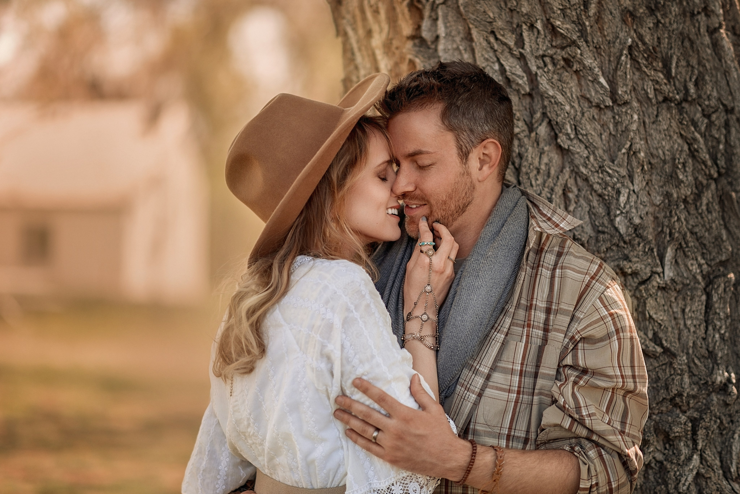 Elopements. Wedding & family photography in Seattle area. Helen Michelle photographer