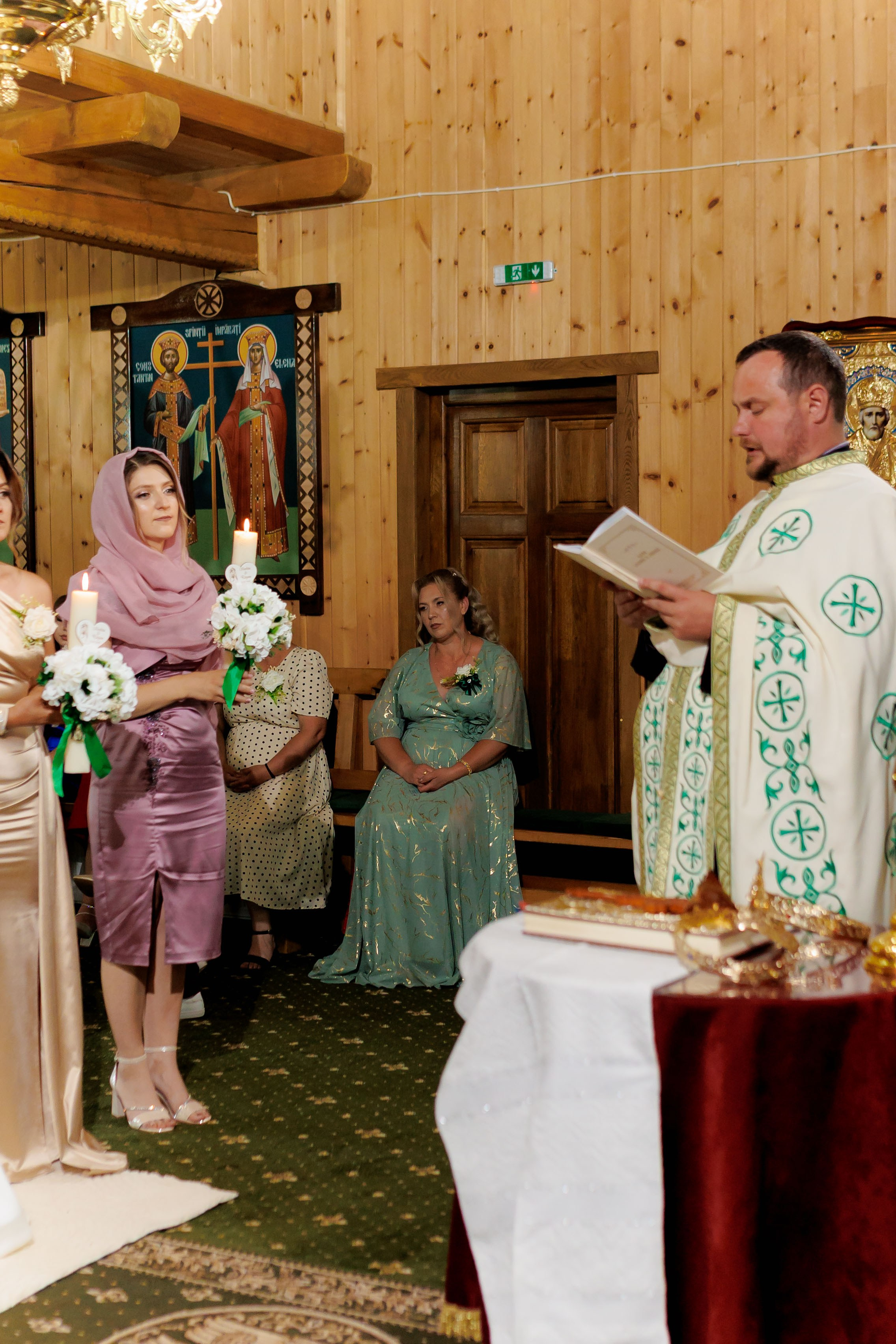 Nunta Nicoleta & Răzvan | Fotografie & Videografie Profesională. Servicii foto-video profesionale, pentru momente de neuitat