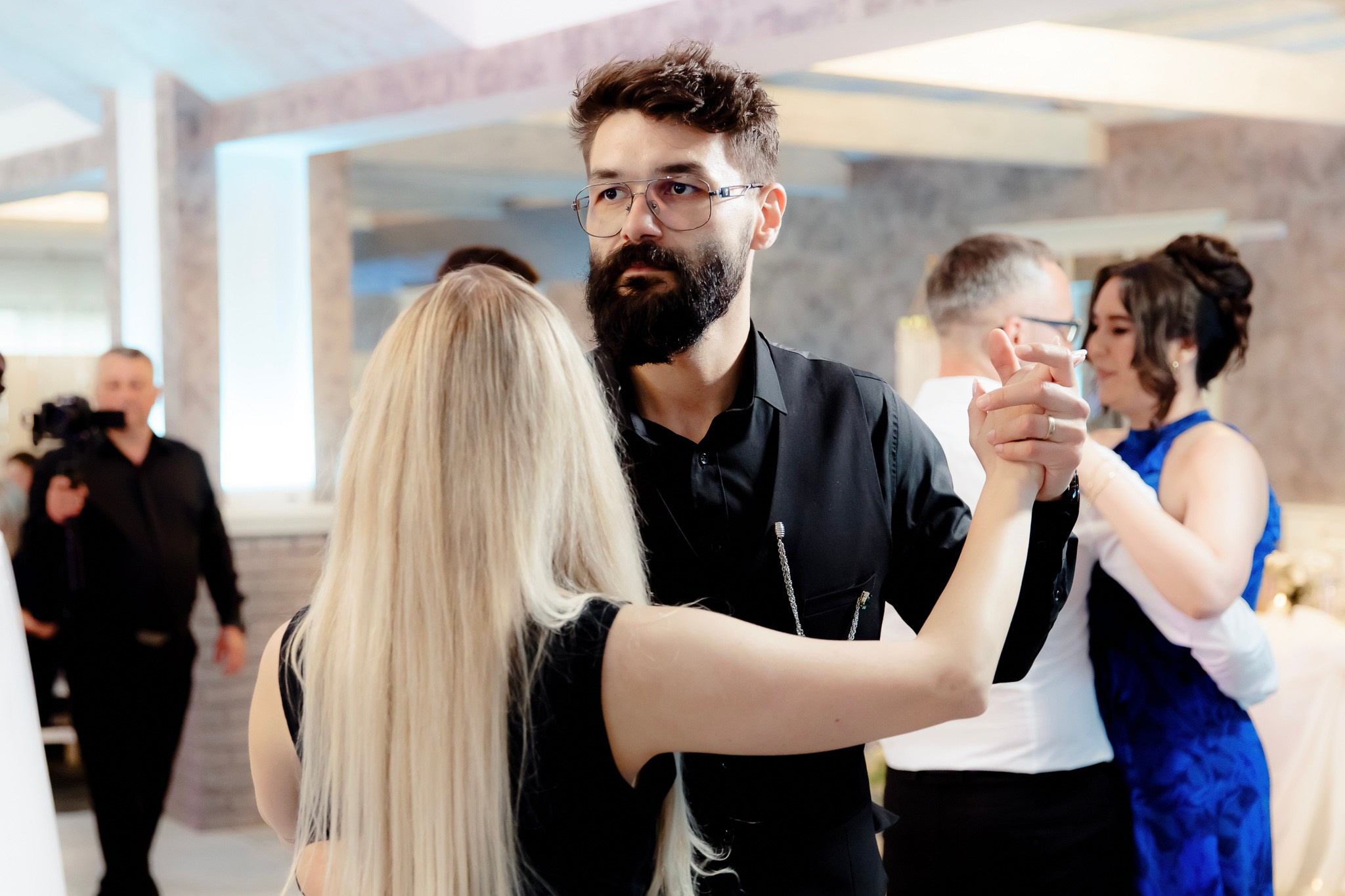 Ioana & Ionuț | Nuntă de poveste la Păstrăvăria Poiana din Mălini județul Suceava. Servicii foto-video profesionale, pentru momente de neuitat