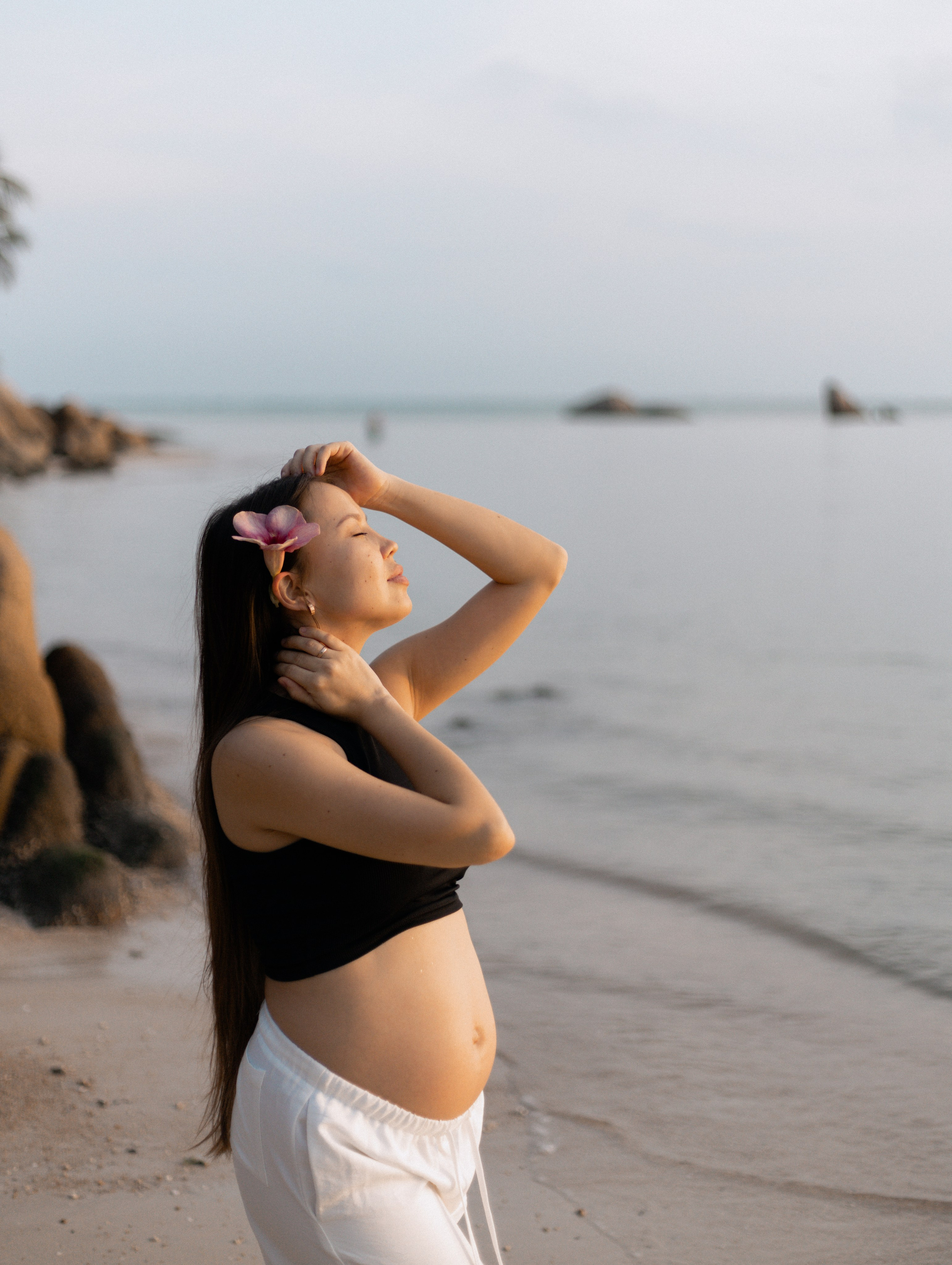PREGNANCY. Photographer on Koh Samui