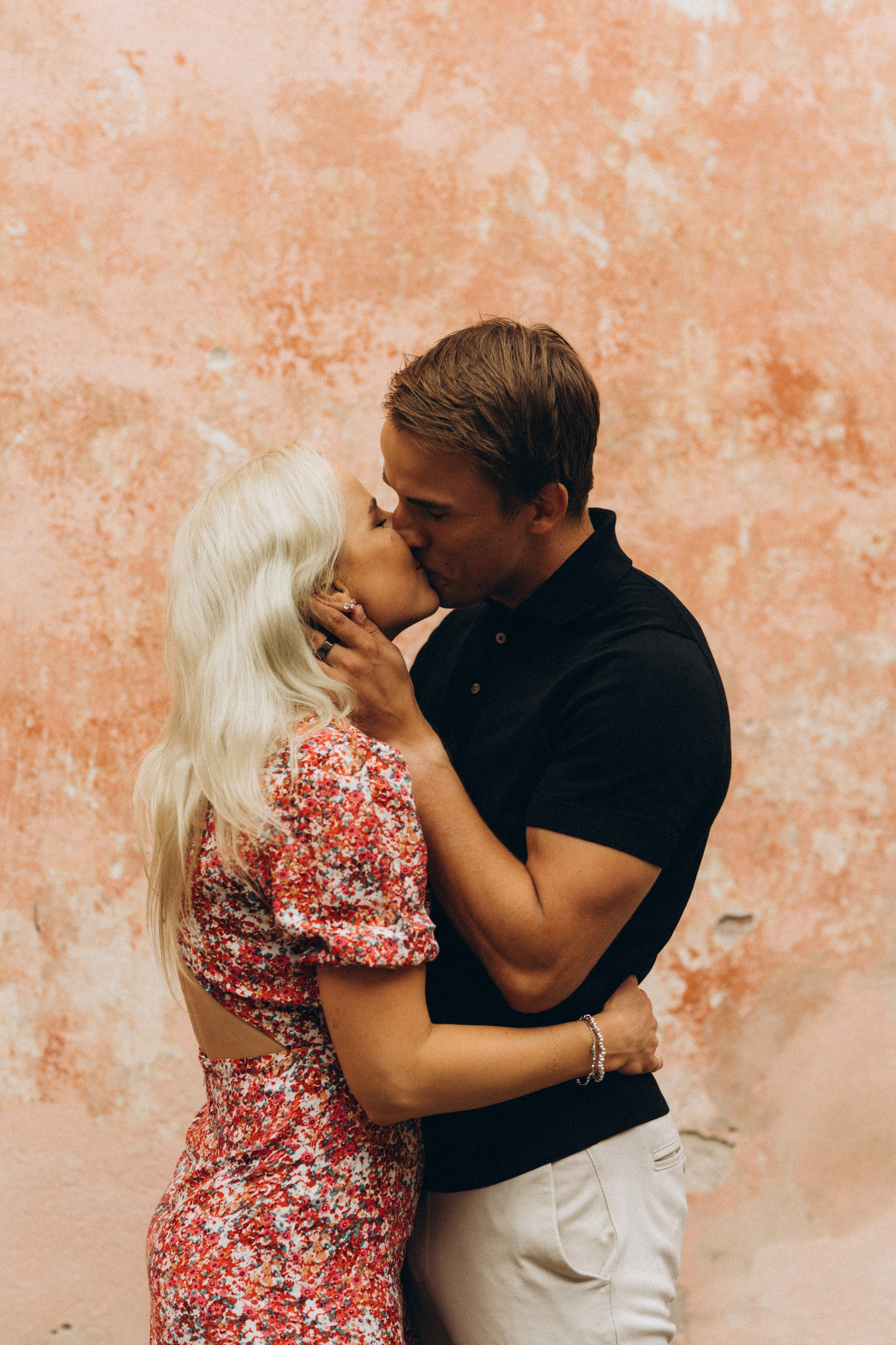 I&T. Wedding and potrait photographer in Helsinki Vickan O