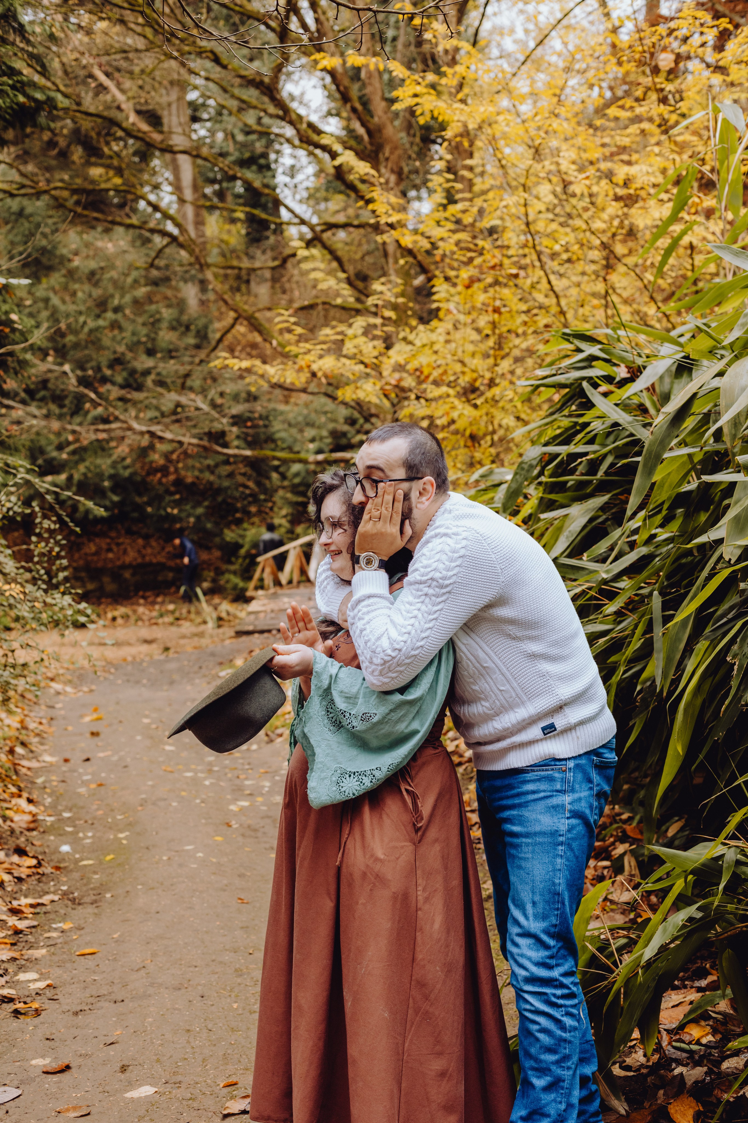 Alex & Lavinia. Wedding & couple photographer from Romania Rut Vetan