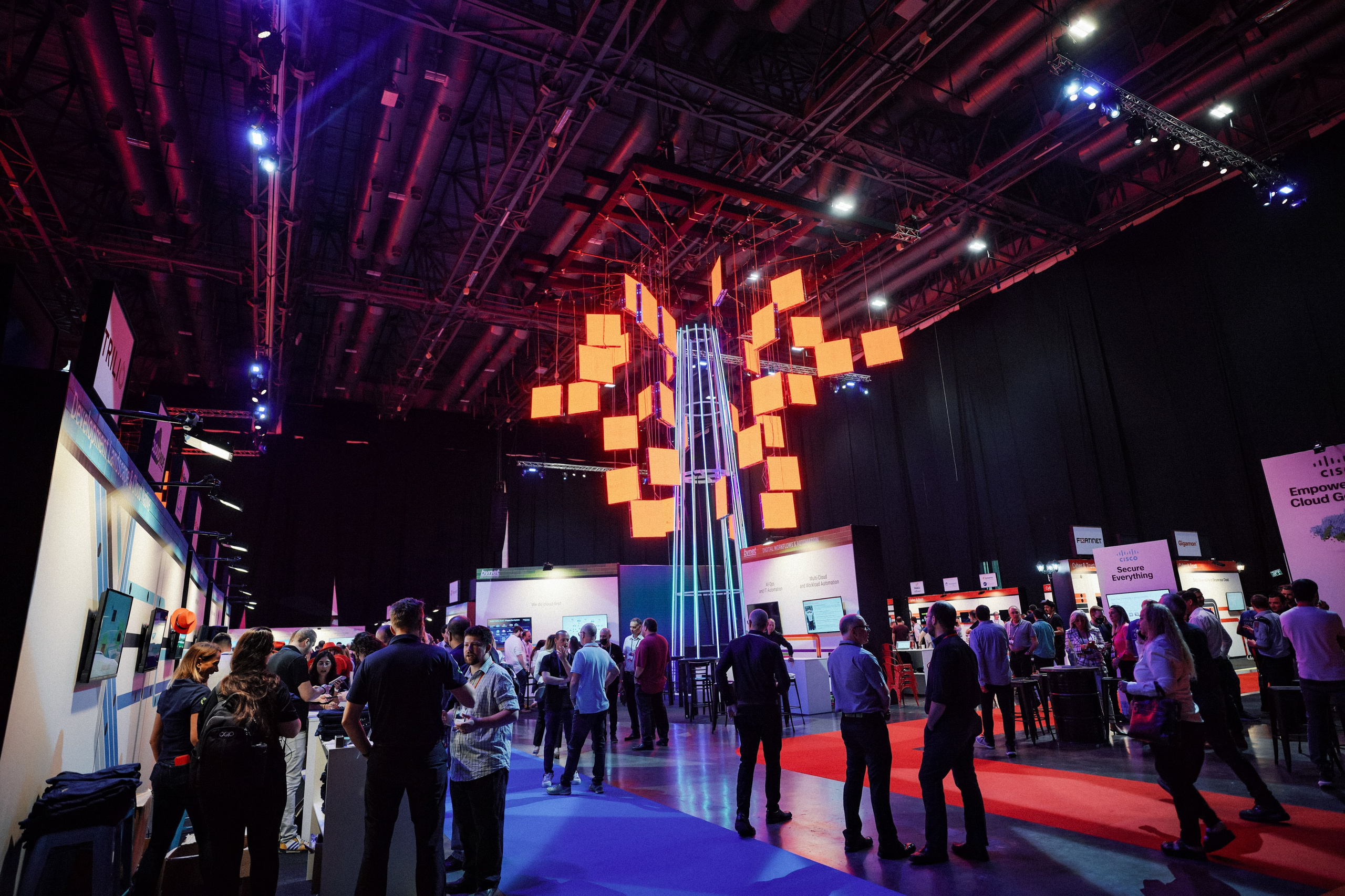 Business. Dmitry Gorodetsky Event Photographer