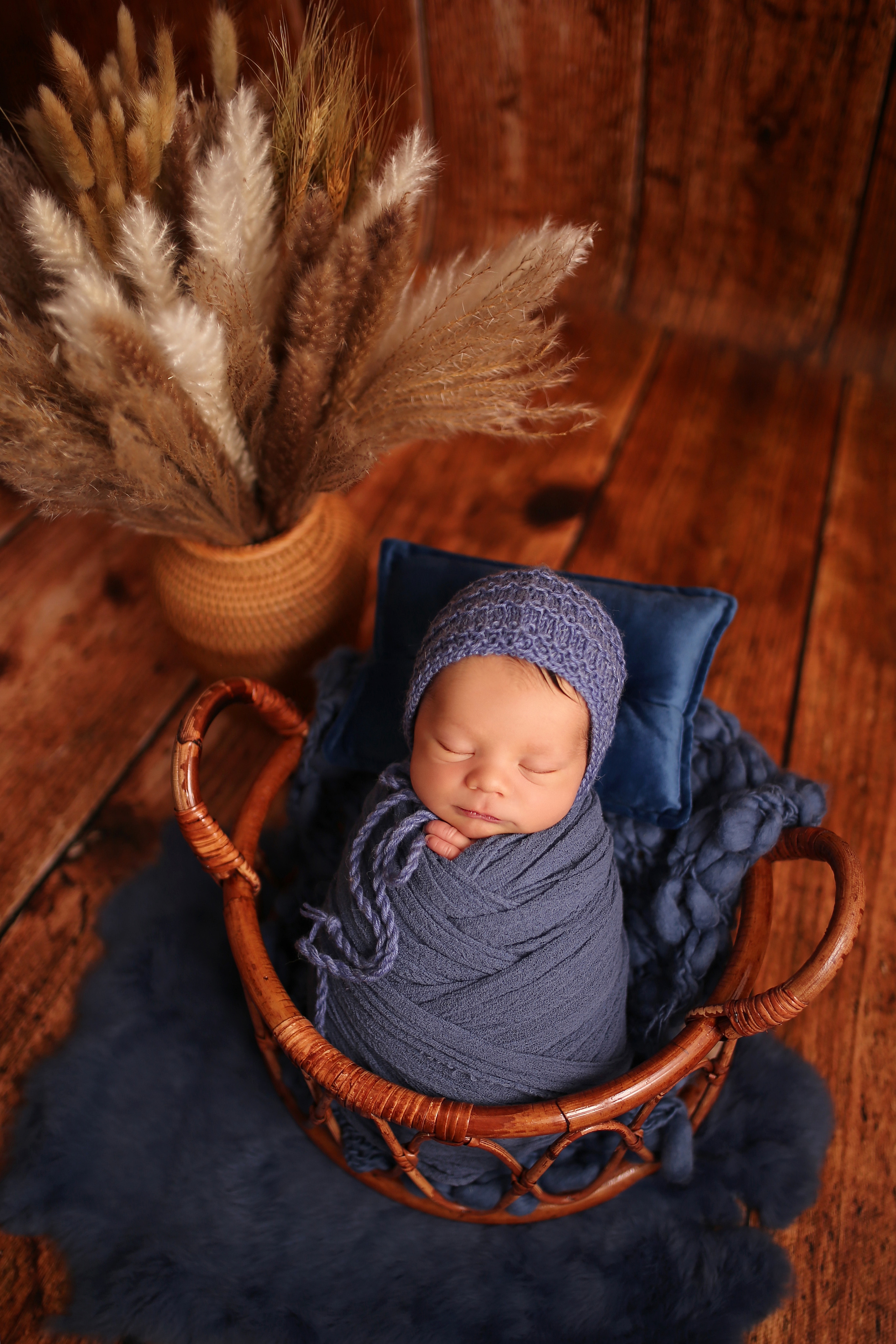 Neugeborene. Neugeborenen, Kinder, Familie Fotografin Oberhausen NRW Marina Lykov