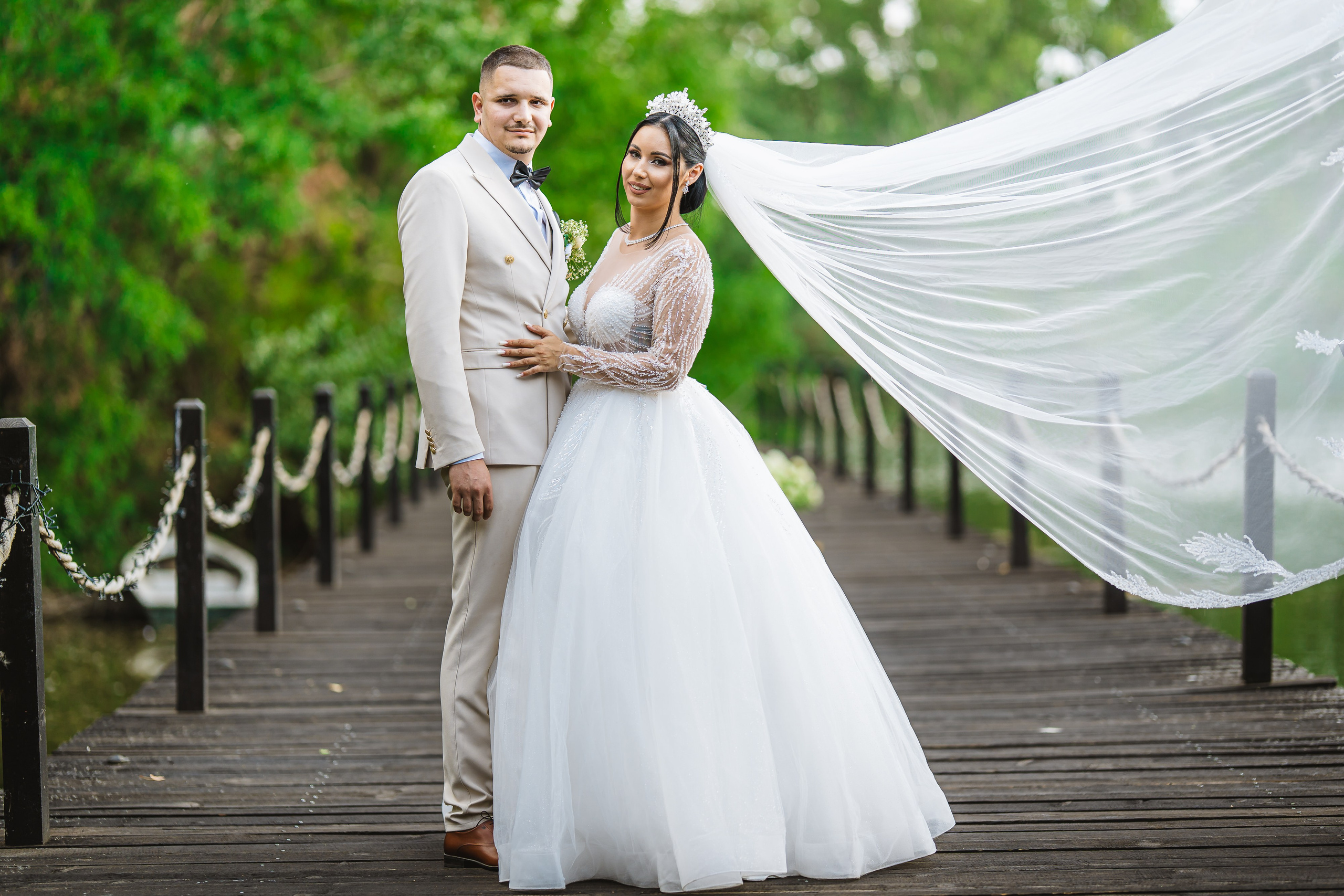 Bella & Adi. Foto Studio — Fotograf de evenimente, nunti, botezuri, portrete