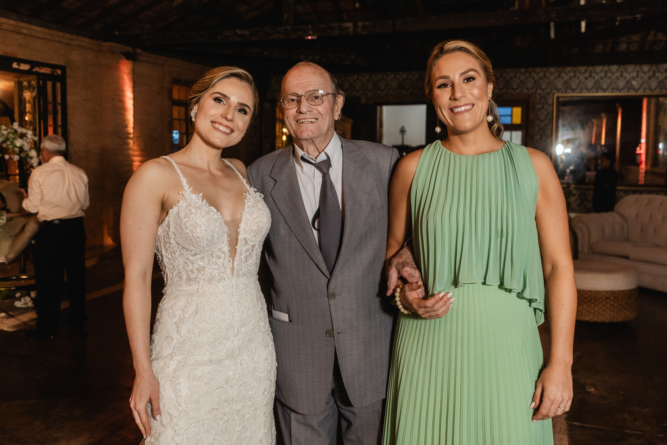 Casamento Natalia e Thiago — Alvorada. Fotógrafo de casamento e Filmmaker de casamento