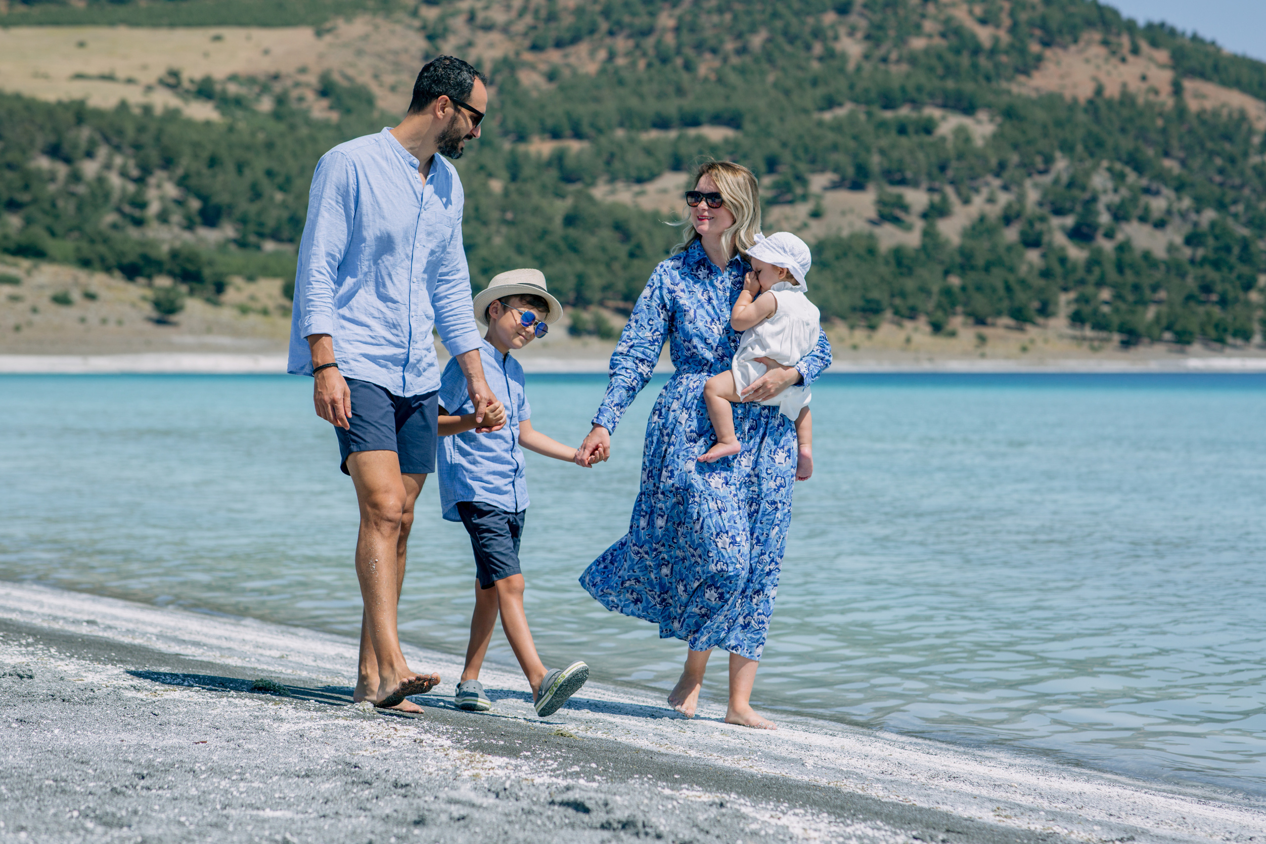 Family shooting at Salda Lake. Professional Photographer in Alanya, Side, Belek | Alsu Develi  Wedding, Family and portrait photo sessions