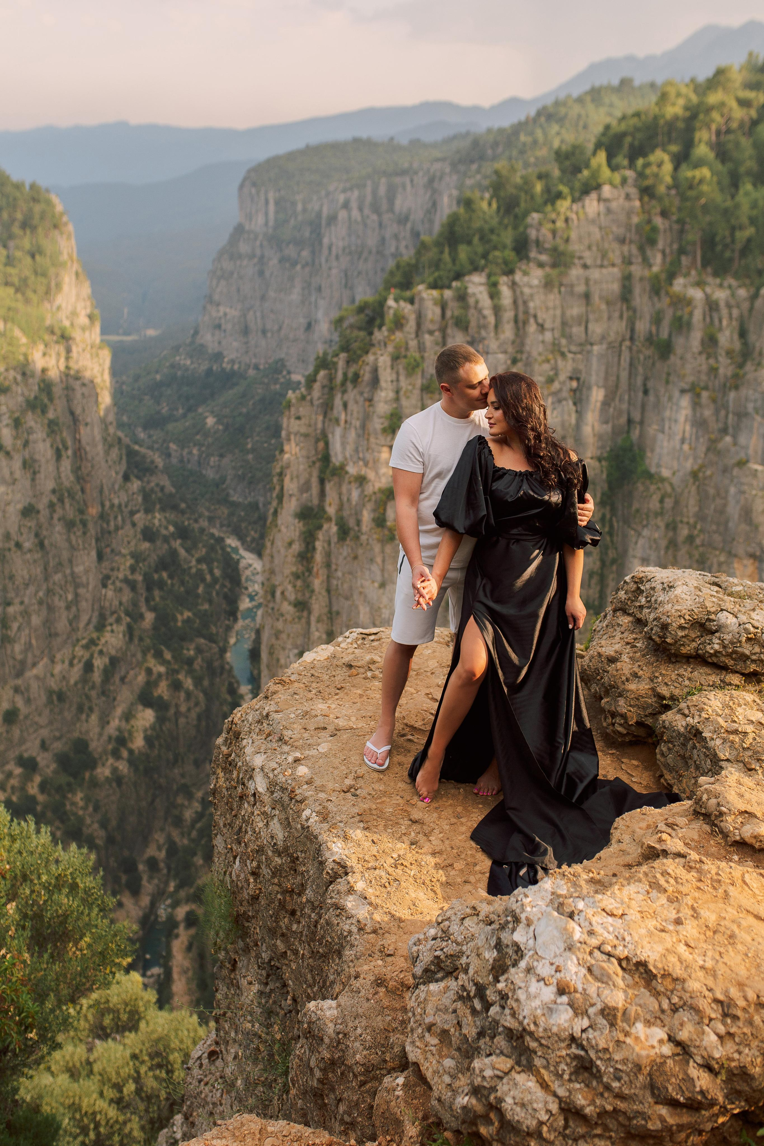 Фотосессия у каньона Тазы. Фотограф в Алании в Турции, Аланья, Сиде, Белек, Анталия, Кемер, Конаклы, Окурджалар. Фотосъемки в Алании. Фотосессия в Алания.Алсу Девели