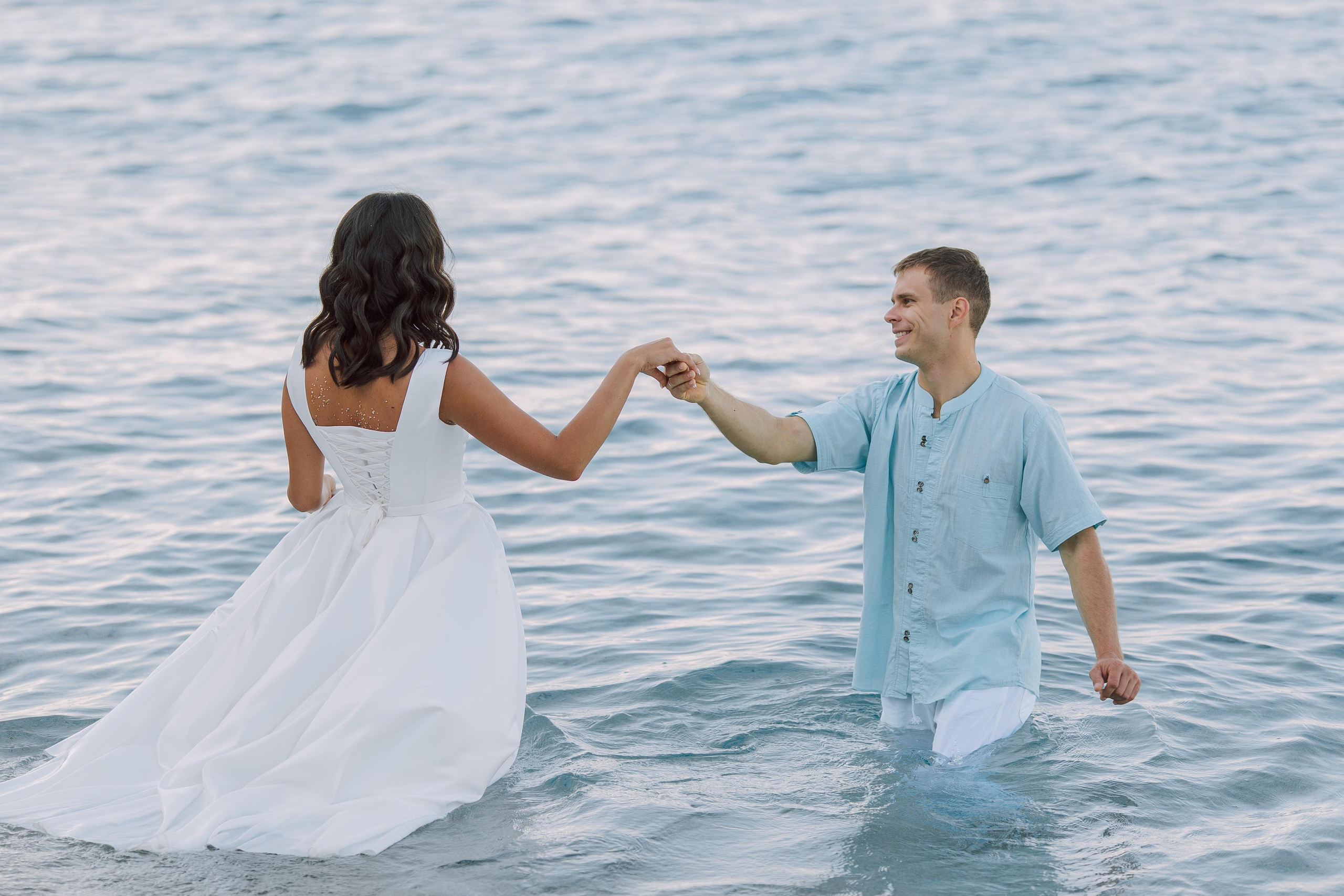 Утренняя свадебная фотосессия в Алании — Пляж Клеопатры | Алсу Девели. Алсу Девели | Свадебный и семейный фотограф в Турции Алании, Алания, Аланья, Сиде, Белеке, Анталия