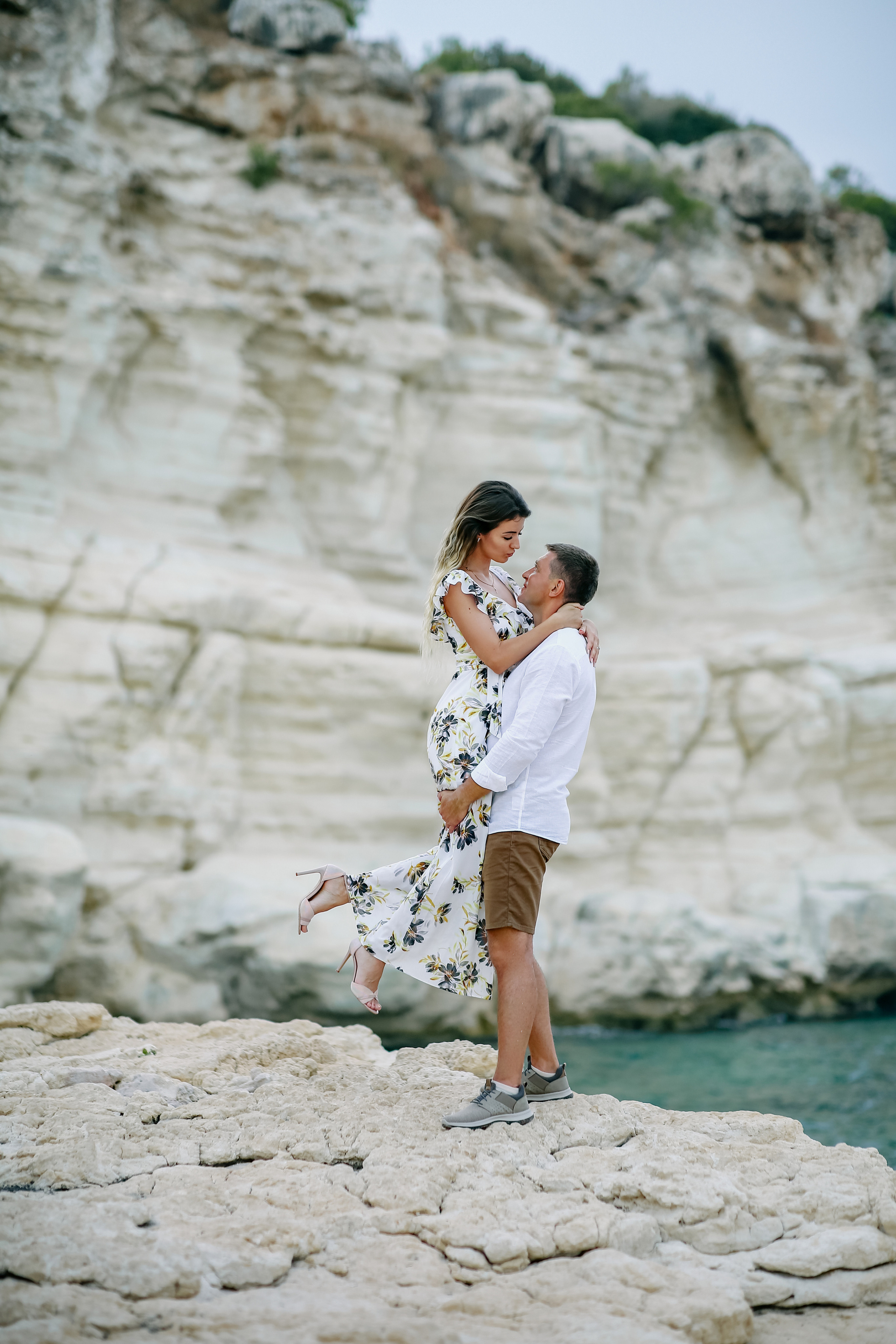 Photo shoot for a couple in Mersin. Professional Photographer in Alanya, Side, Belek | Alsu Develi  Wedding, Family and portrait photo sessions