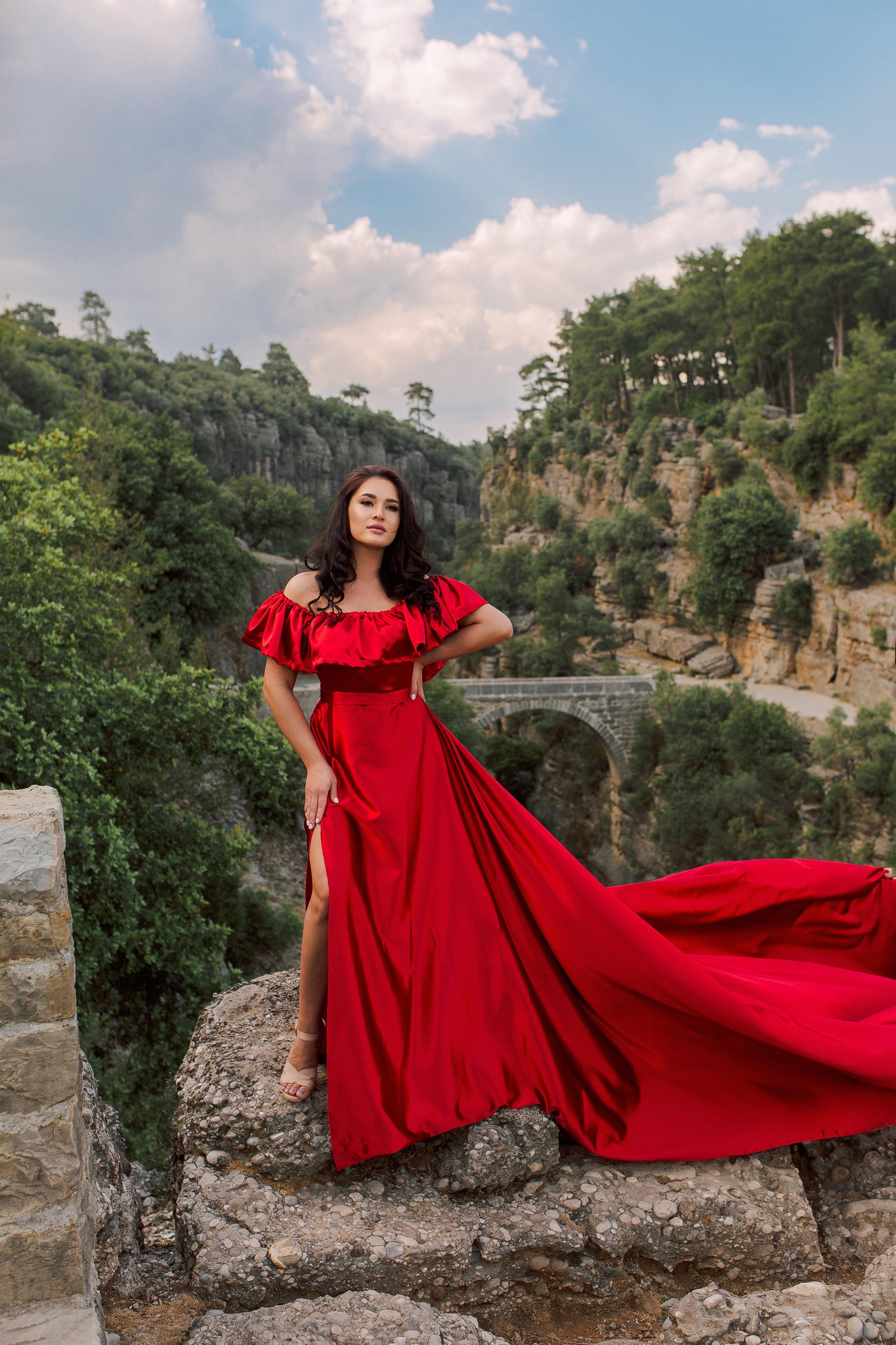 Фотосессия у каньона Тазы. Фотограф в Алании в Турции, Аланья, Сиде, Белек, Анталия, Кемер, Конаклы, Окурджалар. Фотосъемки в Алании. Фотосессия в Алания.Алсу Девели