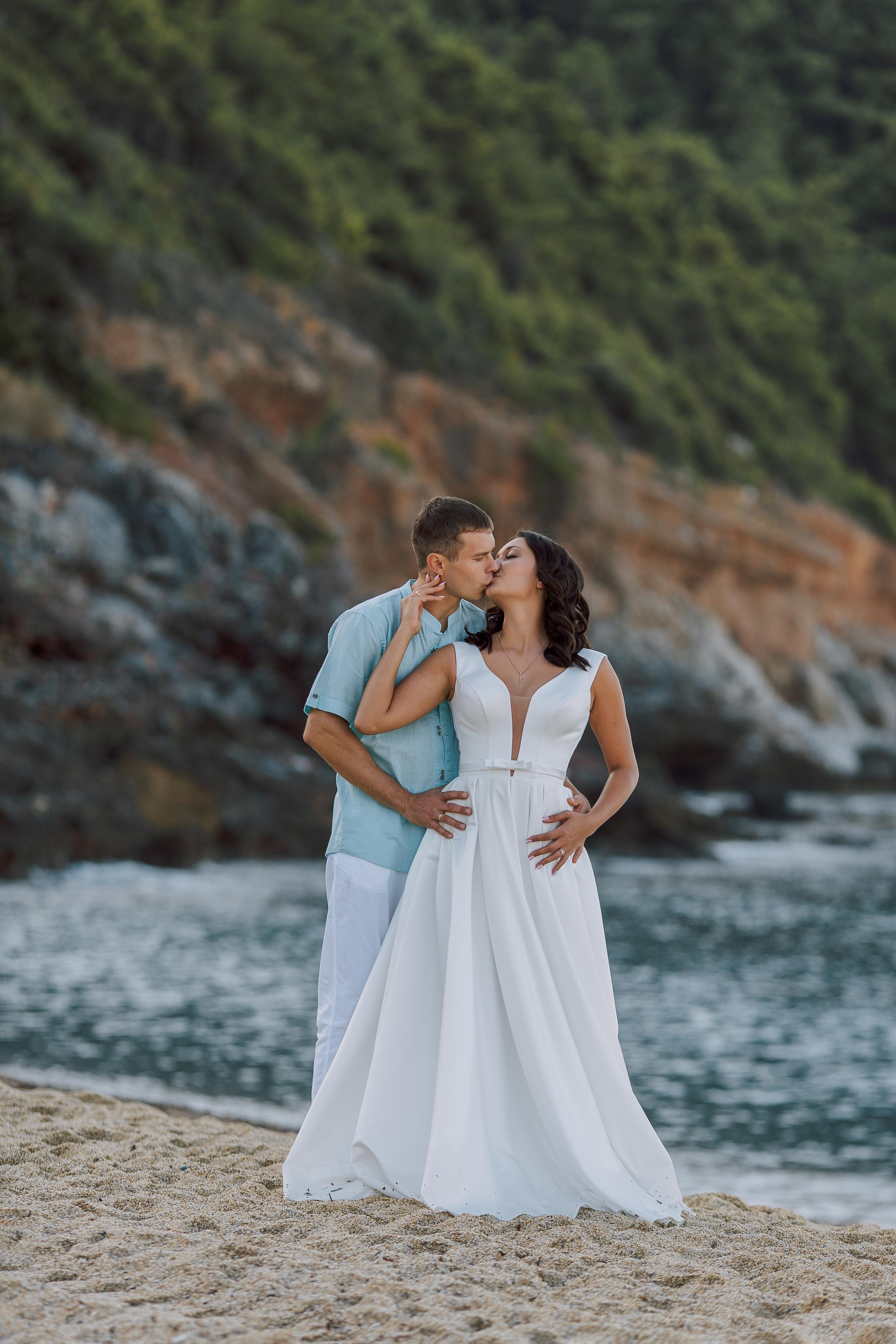 Утренняя свадебная фотосессия в Алании — Пляж Клеопатры | Алсу Девели. Алсу Девели | Свадебный и семейный фотограф в Турции Алании, Алания, Аланья, Сиде, Белеке, Анталия