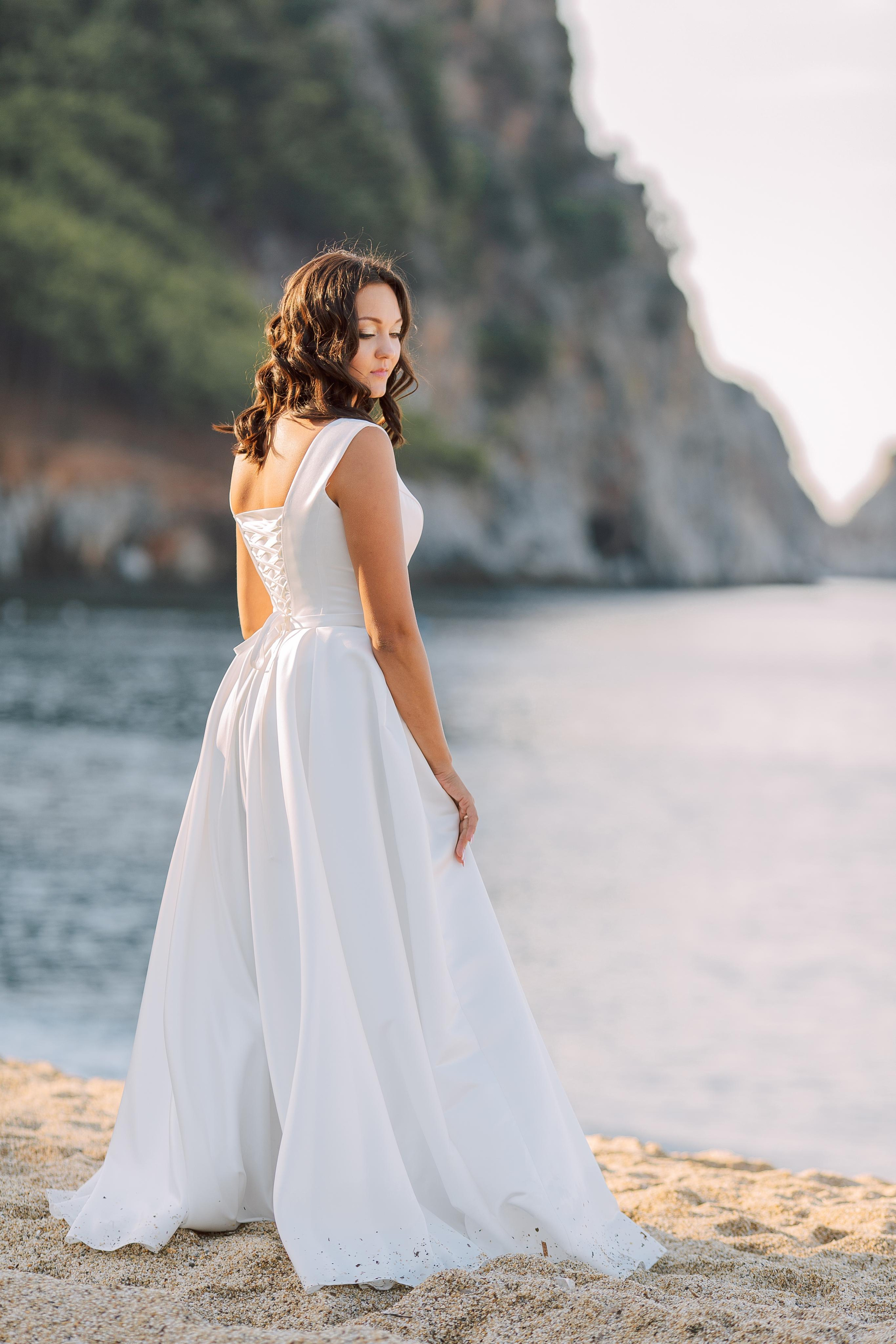 Утренняя свадебная фотосессия в Алании — Пляж Клеопатры | Алсу Девели. Алсу Девели | Свадебный и семейный фотограф в Турции Алании, Алания, Аланья, Сиде, Белеке, Анталия