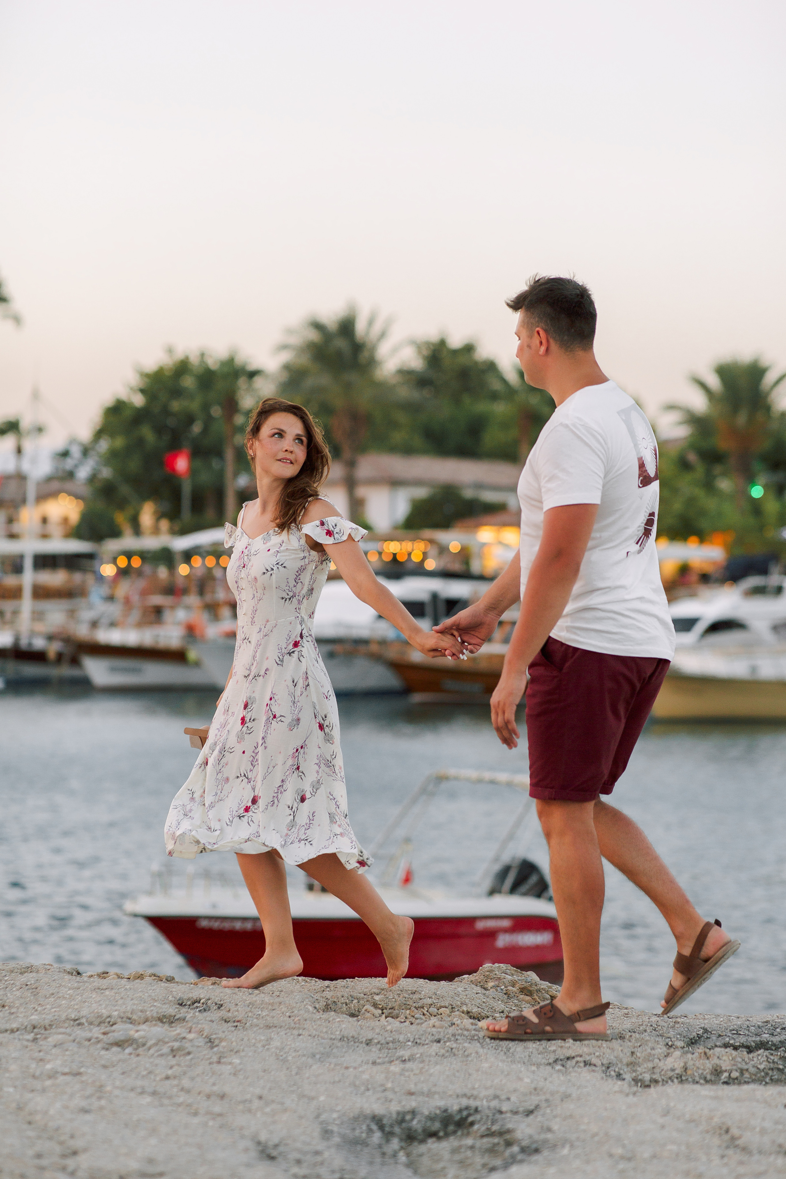 Парная фотосессия в античном городе Сиде на закате. Алсу Девели | Свадебный и семейный фотограф в Турции Алании, Алания, Аланья, Сиде, Белеке, Анталия