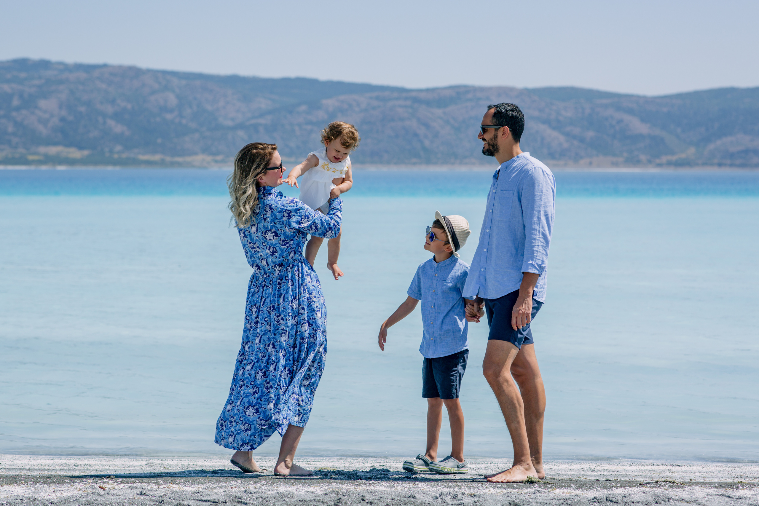 Family shooting at Salda Lake. Professional Photographer in Alanya, Side, Belek | Alsu Develi  Wedding, Family and portrait photo sessions