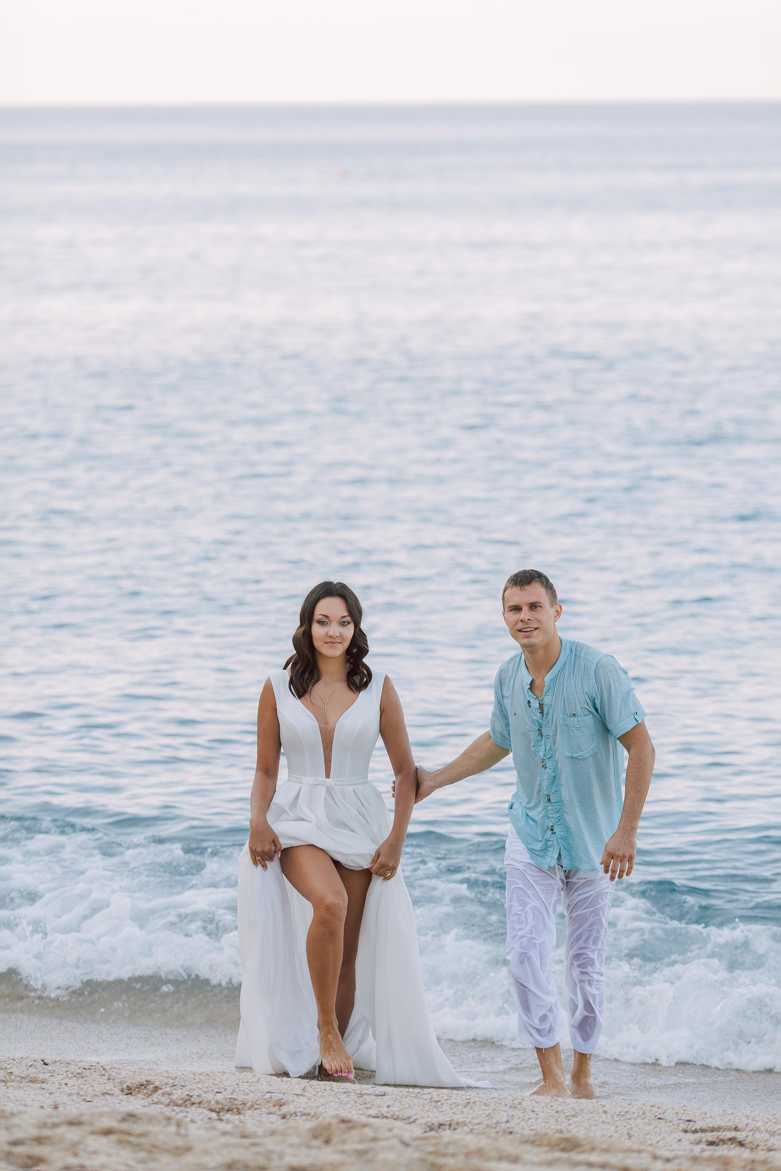 Утренняя свадебная фотосессия в Алании — Пляж Клеопатры | Алсу Девели. Алсу Девели | Свадебный и семейный фотограф в Турции Алании, Алания, Аланья, Сиде, Белеке, Анталия