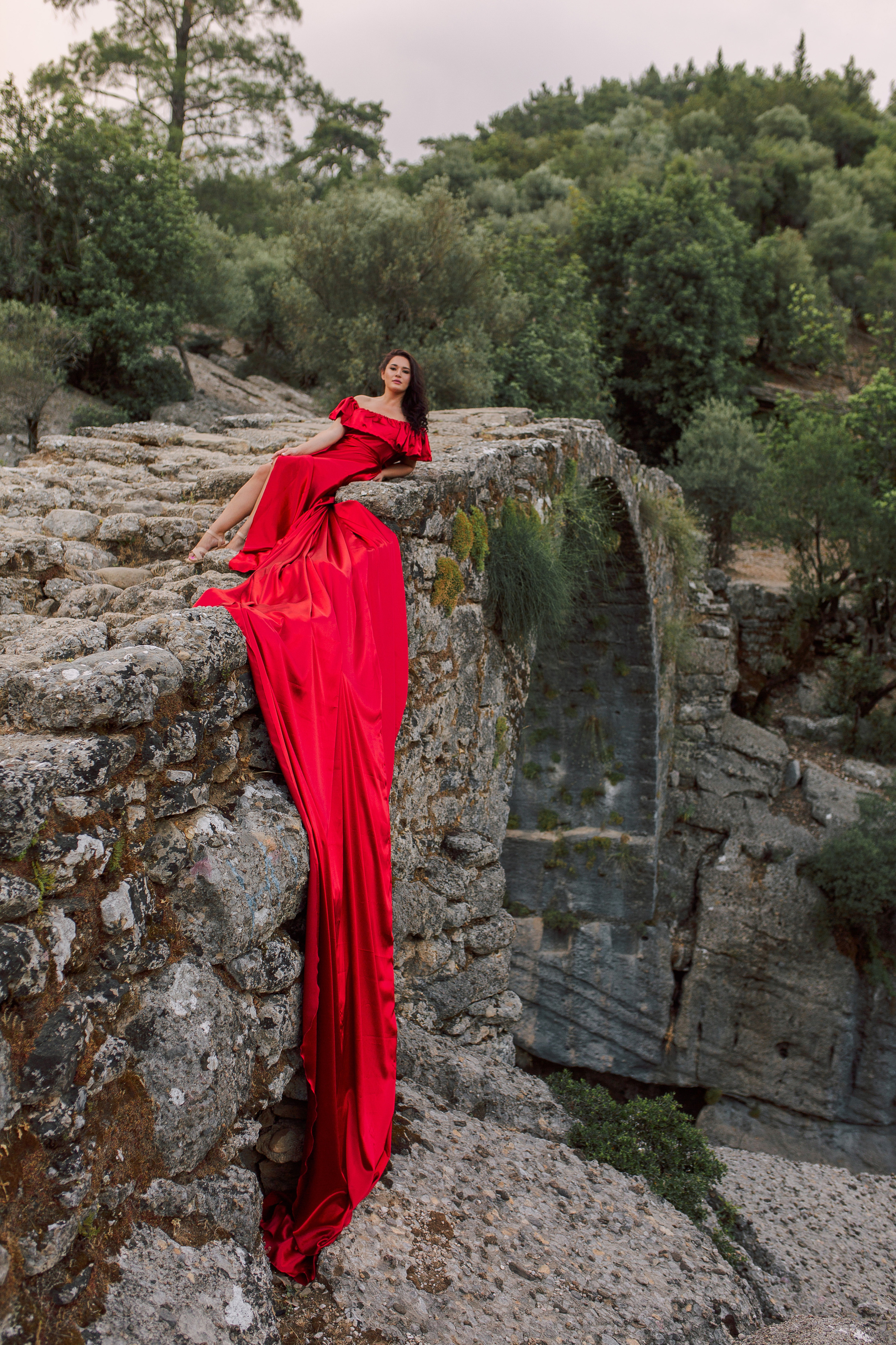 Фотосессия у каньона Тазы. Фотограф в Алании в Турции, Аланья, Сиде, Белек, Анталия, Кемер, Конаклы, Окурджалар. Фотосъемки в Алании. Фотосессия в Алания.Алсу Девели