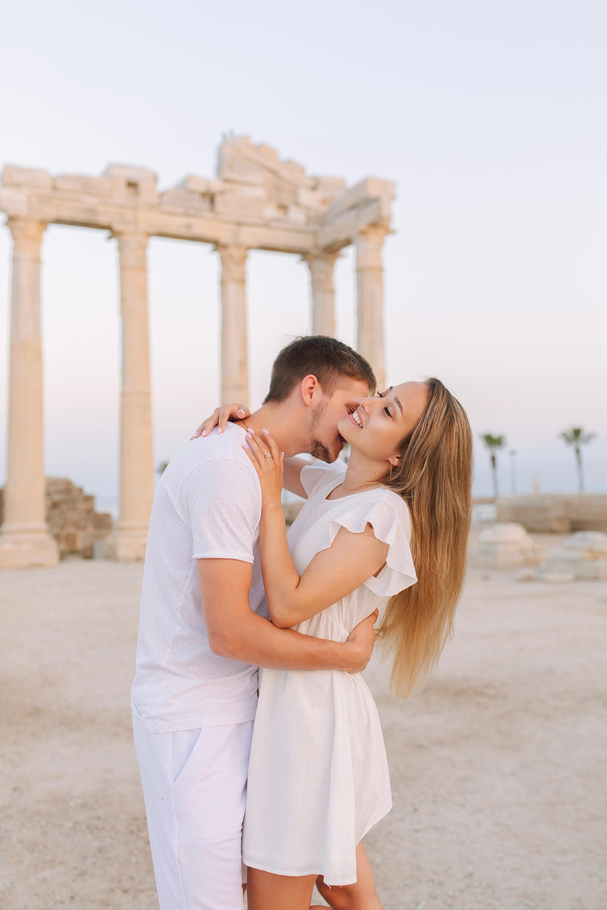 Couple photo shoot in the ancient city of Side at sunrise. Professional Photographer in Alanya, Side, Belek | Alsu Develi  Wedding, Family and portrait photo sessions