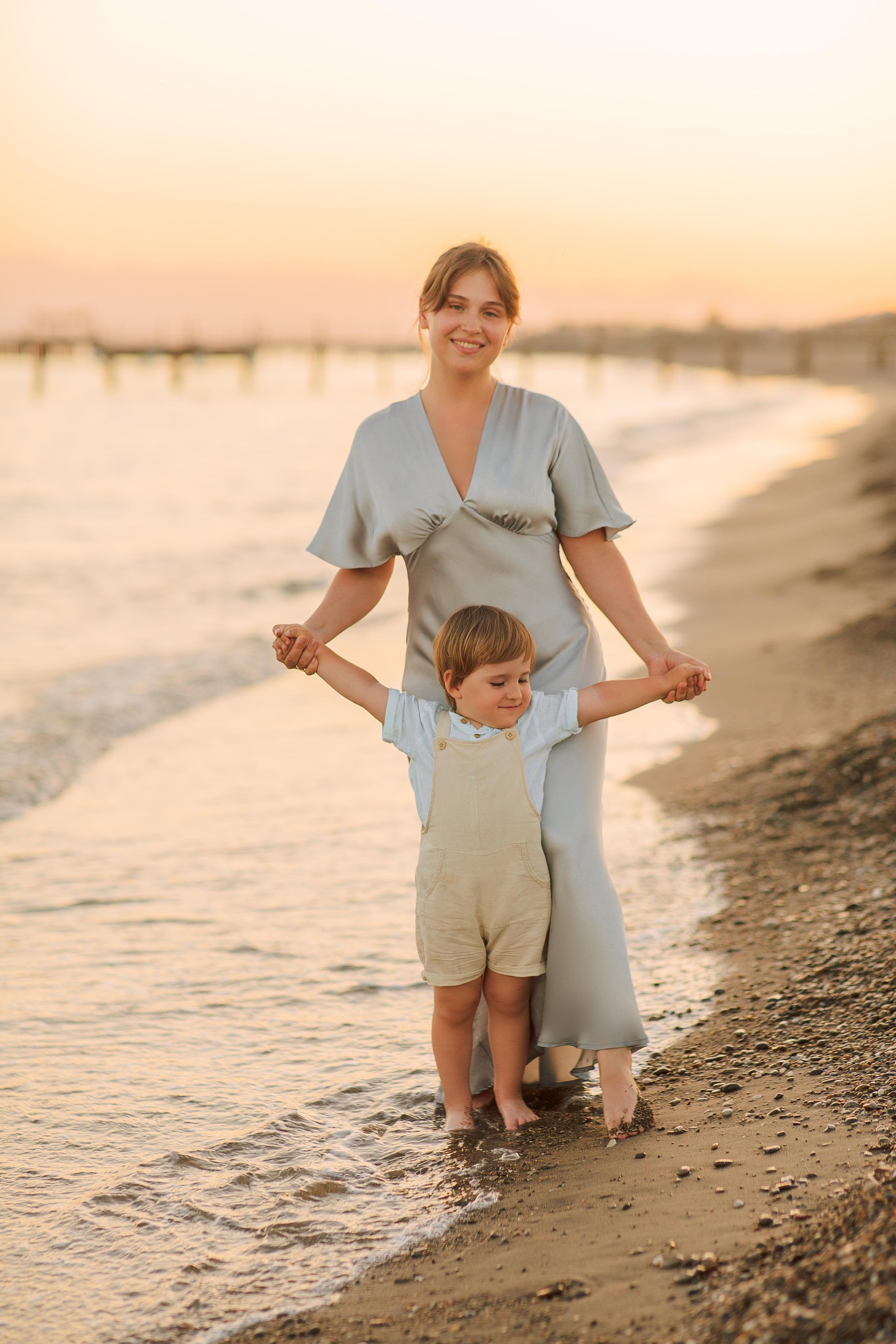 Семейная фотосессия на пляже в Белеке. Фотограф в Алании в Турции, Аланья, Сиде, Белек, Анталия, Кемер, Конаклы, Окурджалар. Фотосъемки в Алании. Фотосессия в Алания.Алсу Девели