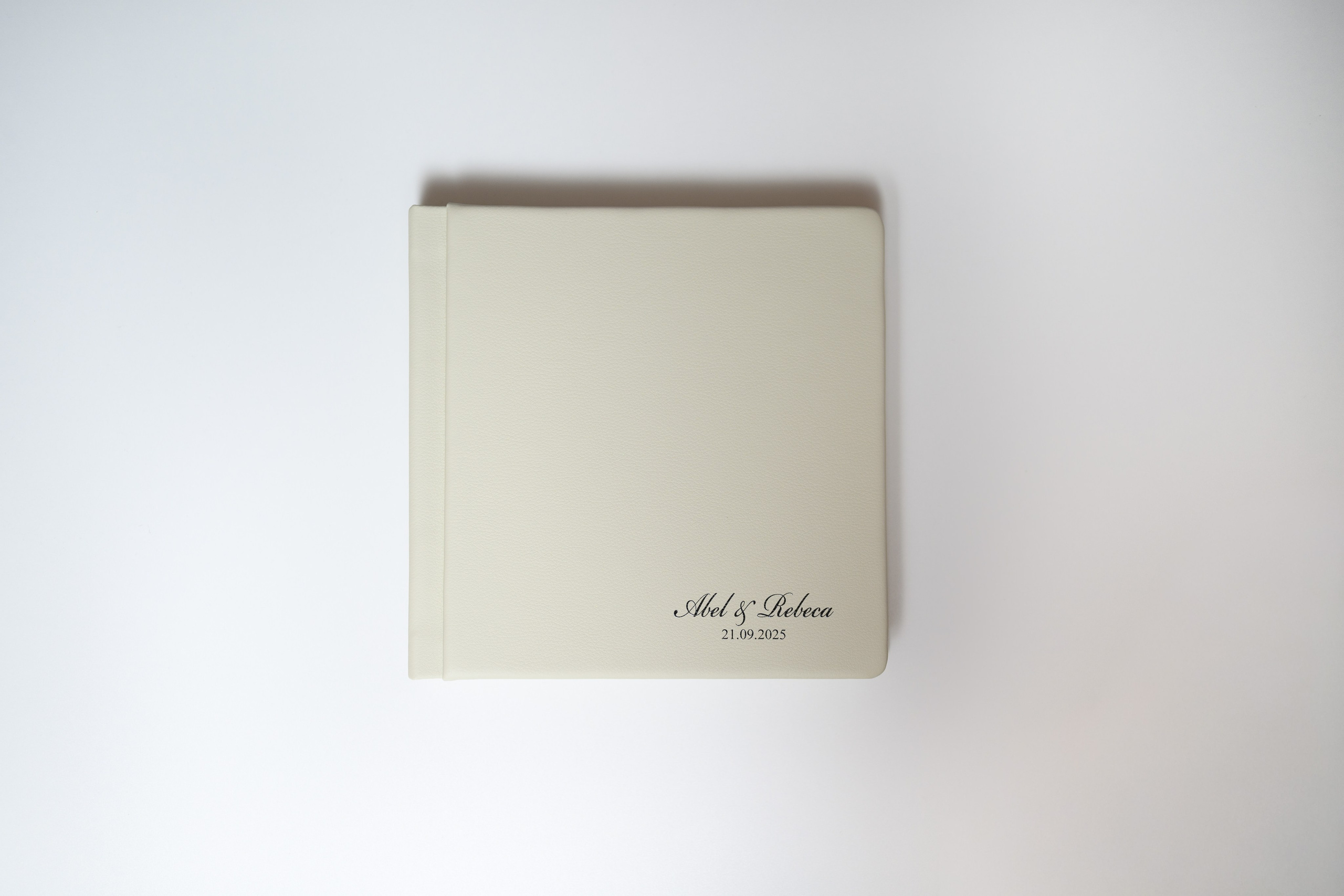 Albume foto - Wedding Box din lemn. Valentin Melen - fotograf de nunta 🤍