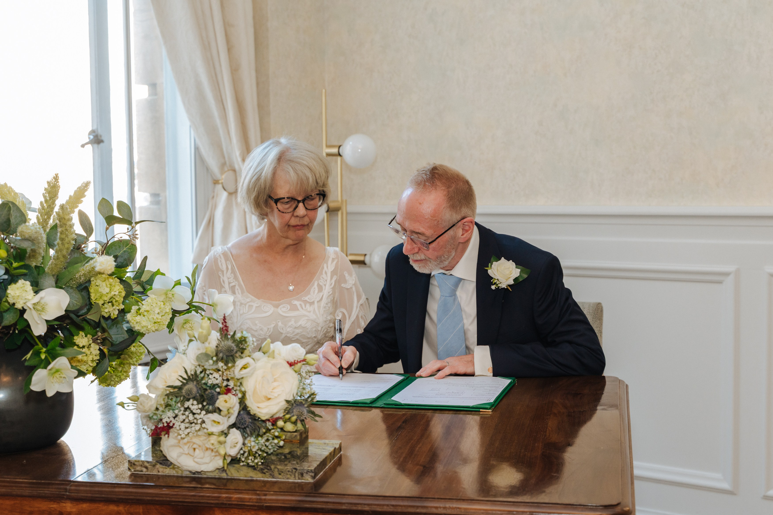 Bride and groom at Wandsworth Town Hall civil ceremony