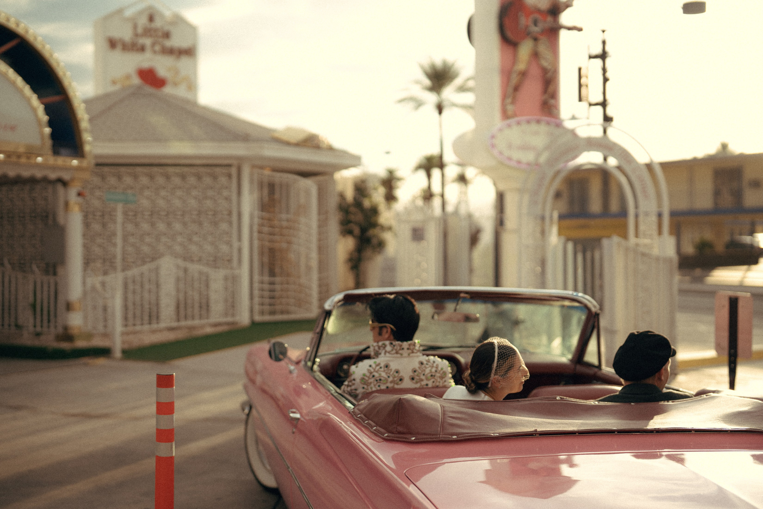 TANA&PAUL. Wedding & elopement photographer Viktoriya Kravtsov. Las Vegas