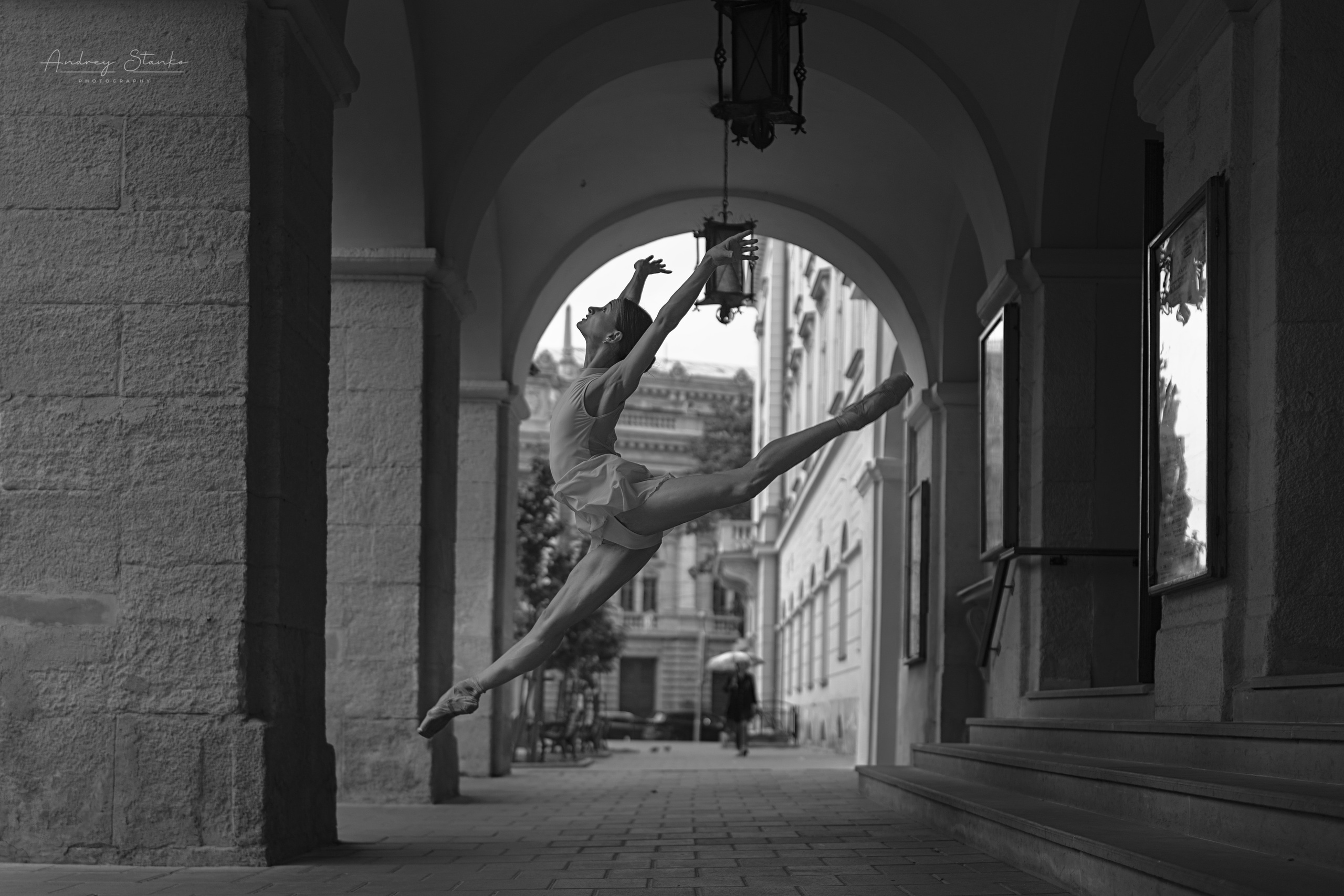 DANCE IN LVIV, UKRAINE. Awards winning photographer in Kauai, Hawaii