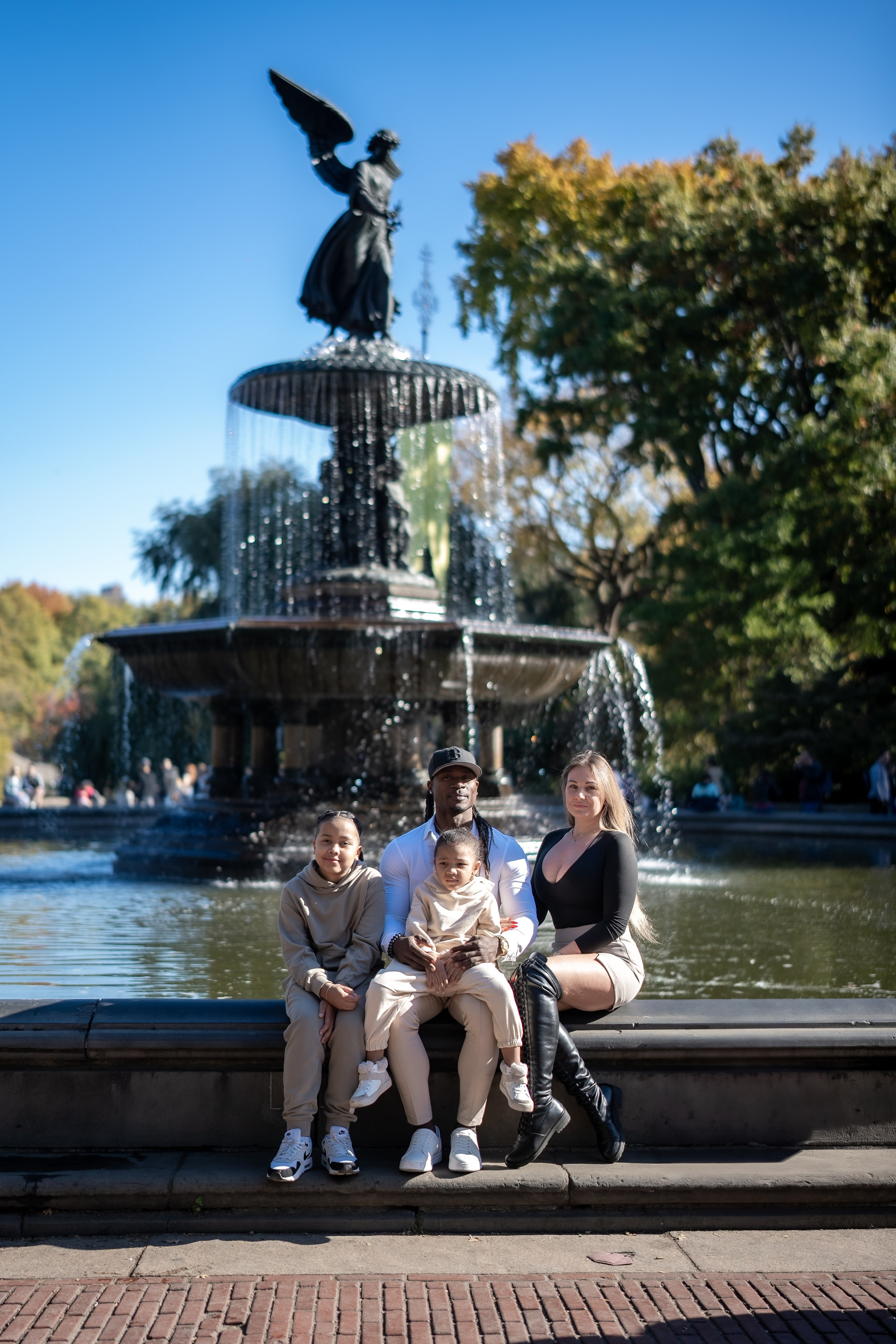 Investment. Lev Shevchenko Photography | moodofnewyork This website is dedicated to wedding, couple, family, and portrait photography. I help capture g