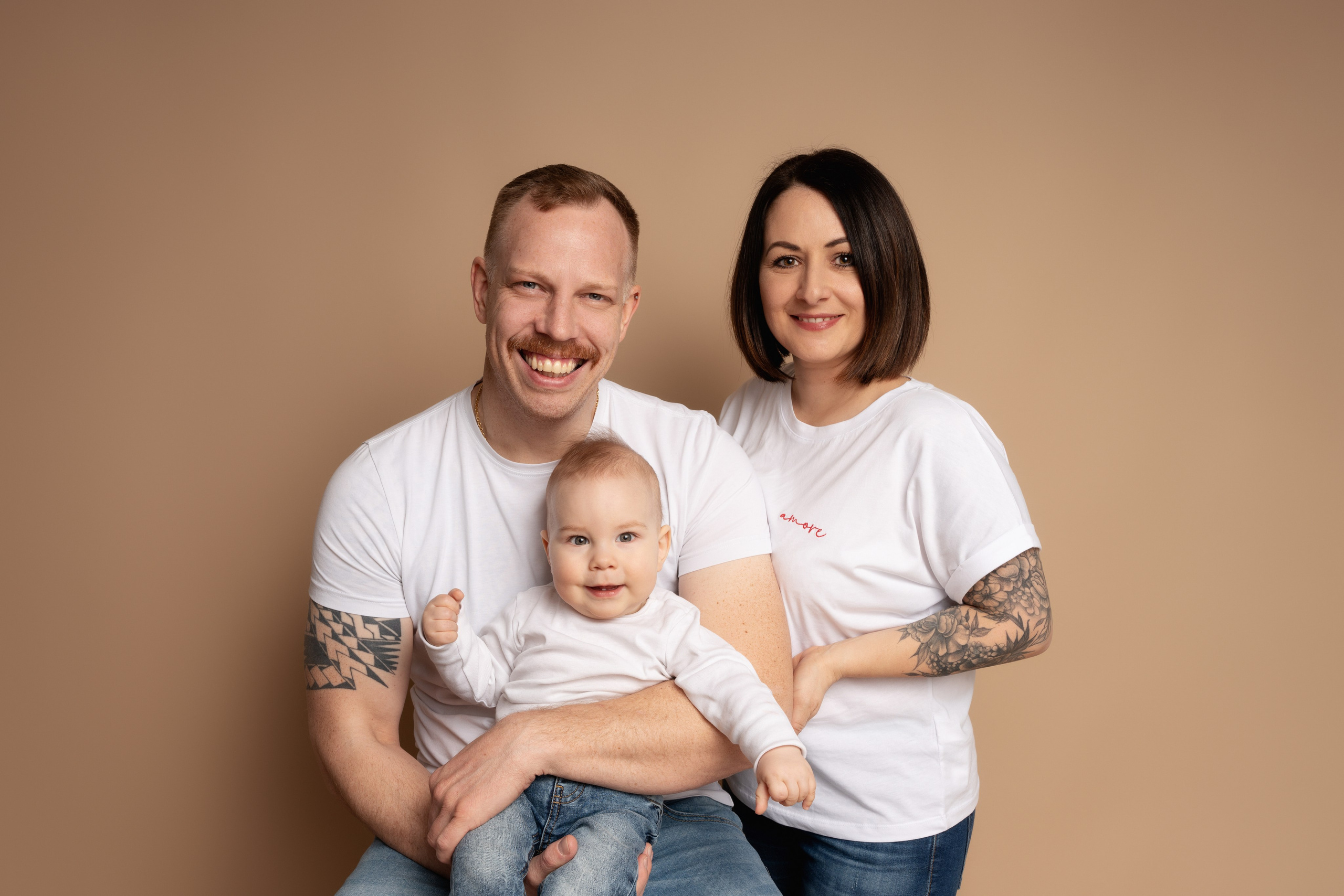 Familienshooting. Neugeborenenfotografin und Retoucher in Augsburg Nastassia Schneider