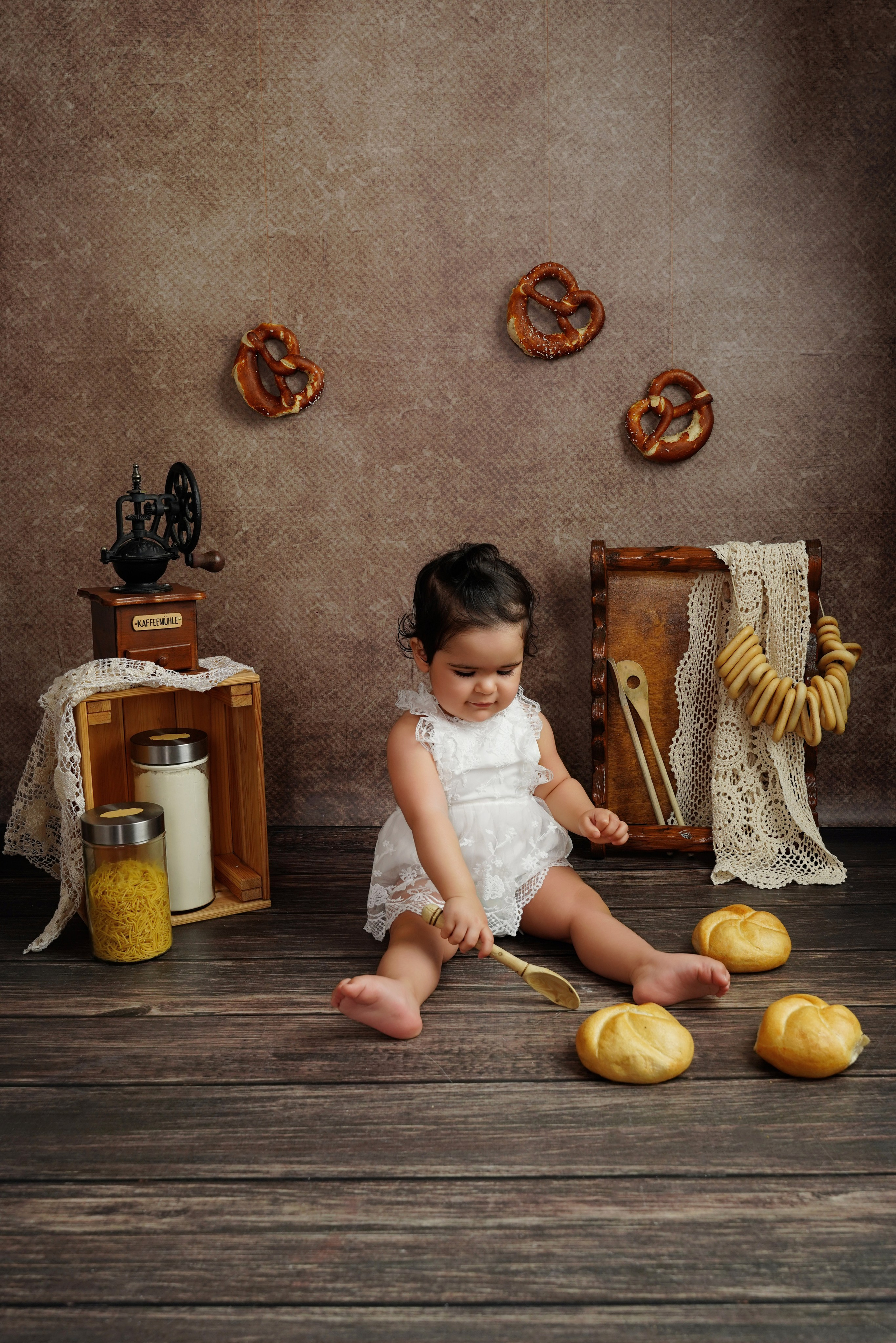 CakeSmash. Neugeborenenfotografin und Retoucher in Augsburg Nastassia Schneider