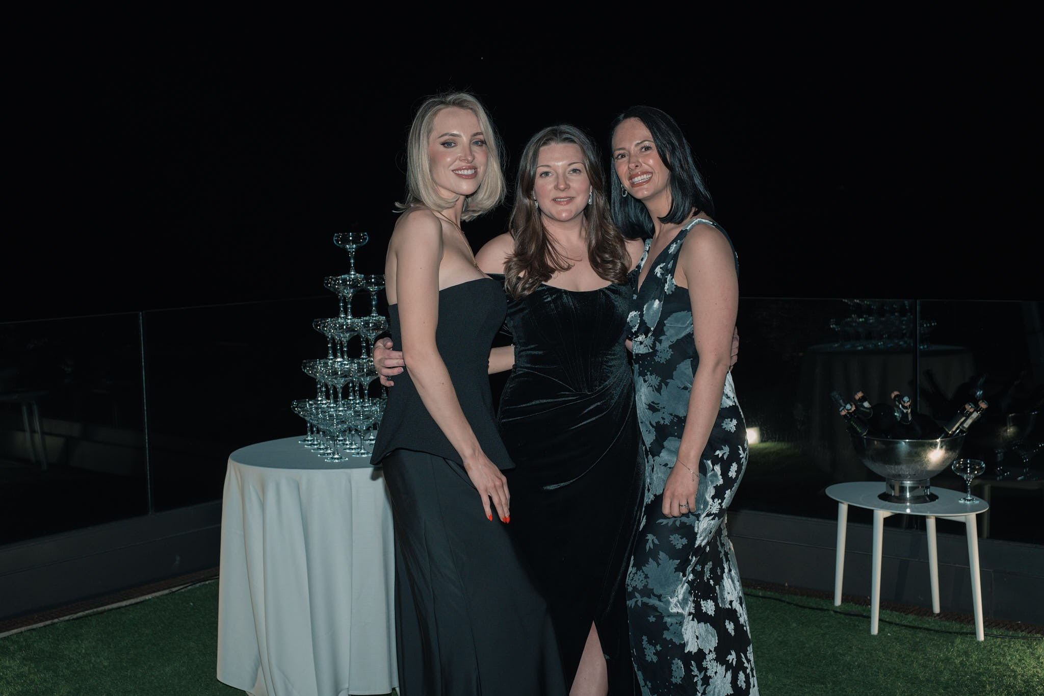 Roxie & Richard Wedding. Fotografo matrimonio Lago di Como Ferrari Media Production