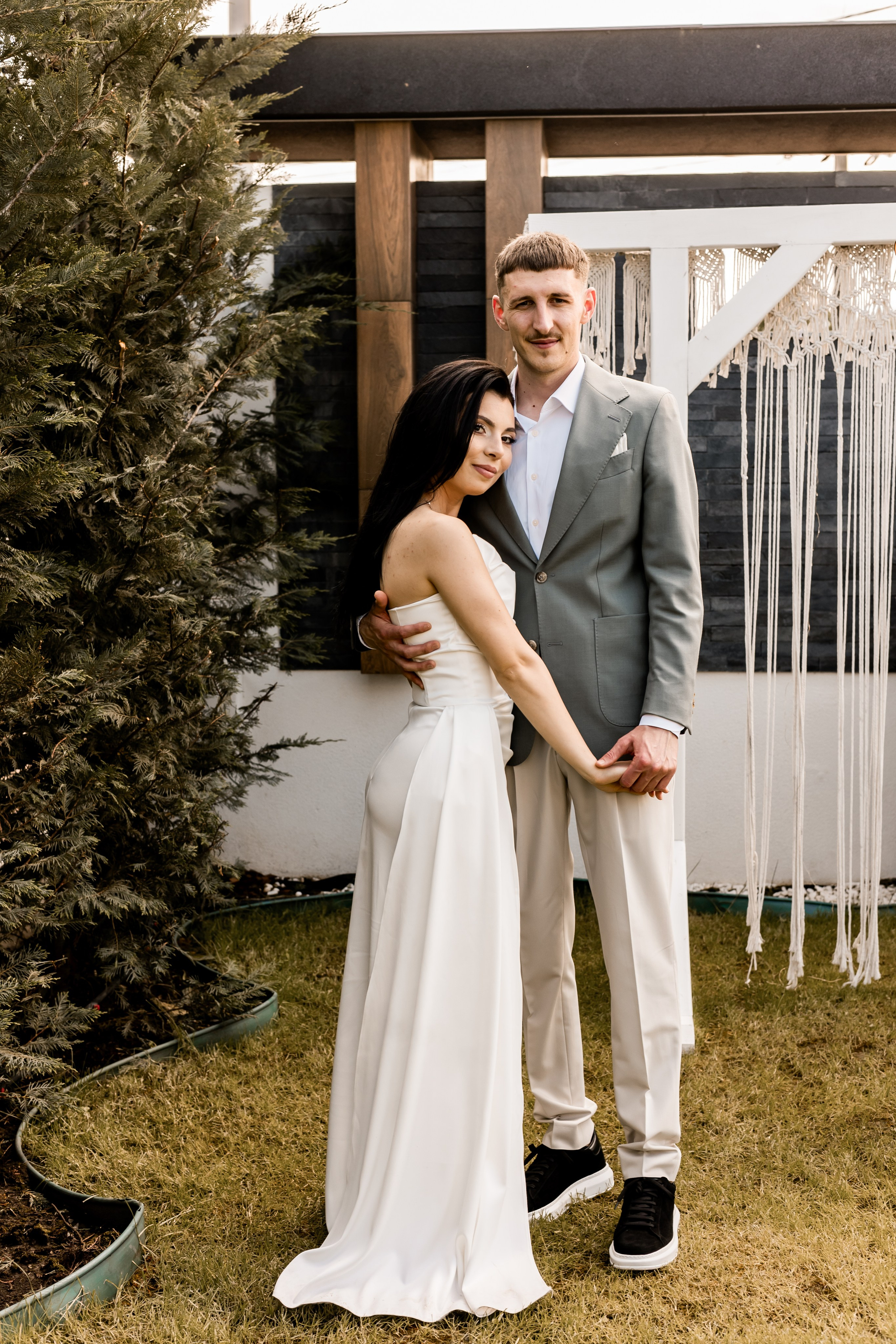 Cosmina & Răzvan. MGS STUDIO