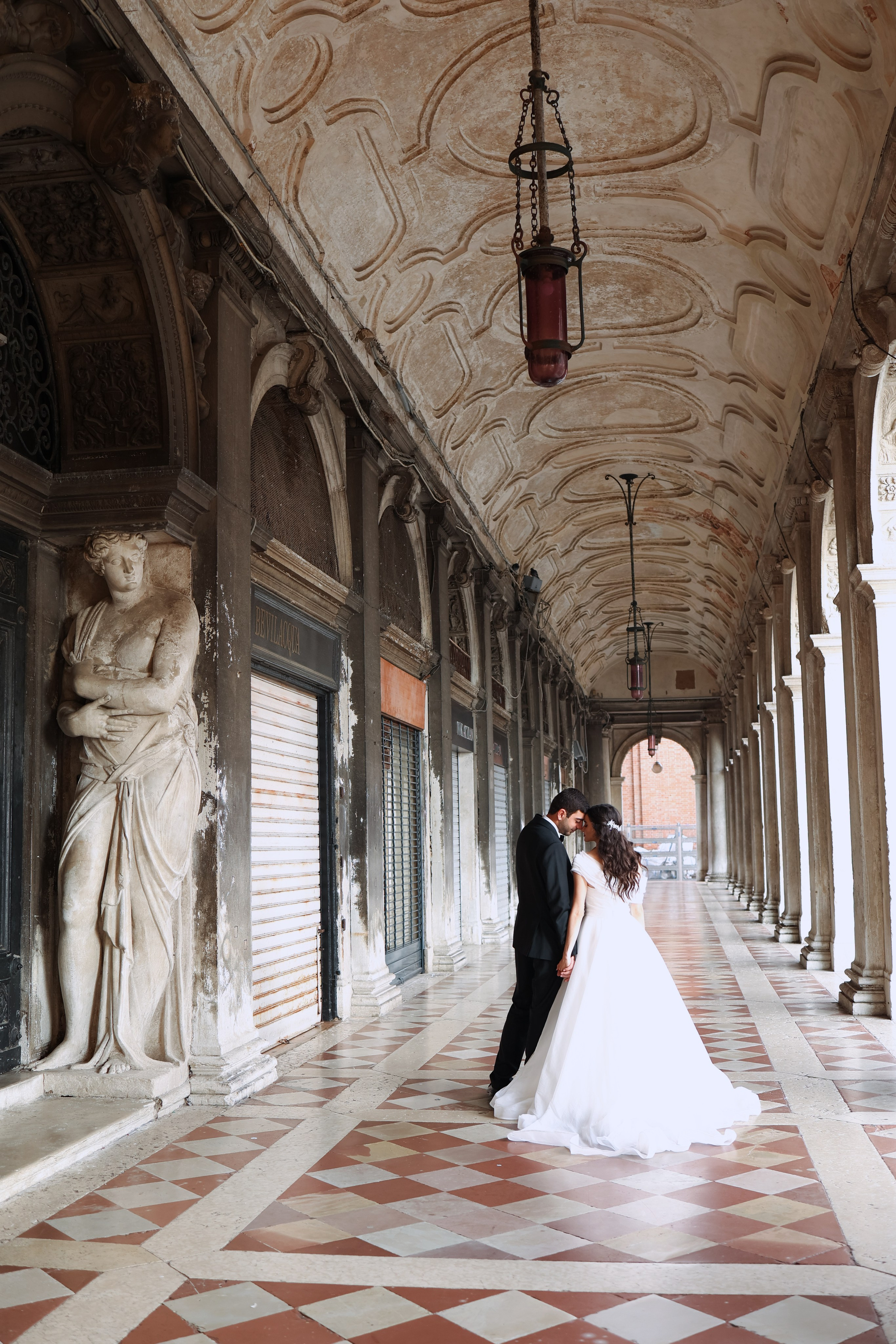 Armenian wedding in Venice. Photographer in Venice, Viktoria Antonova
