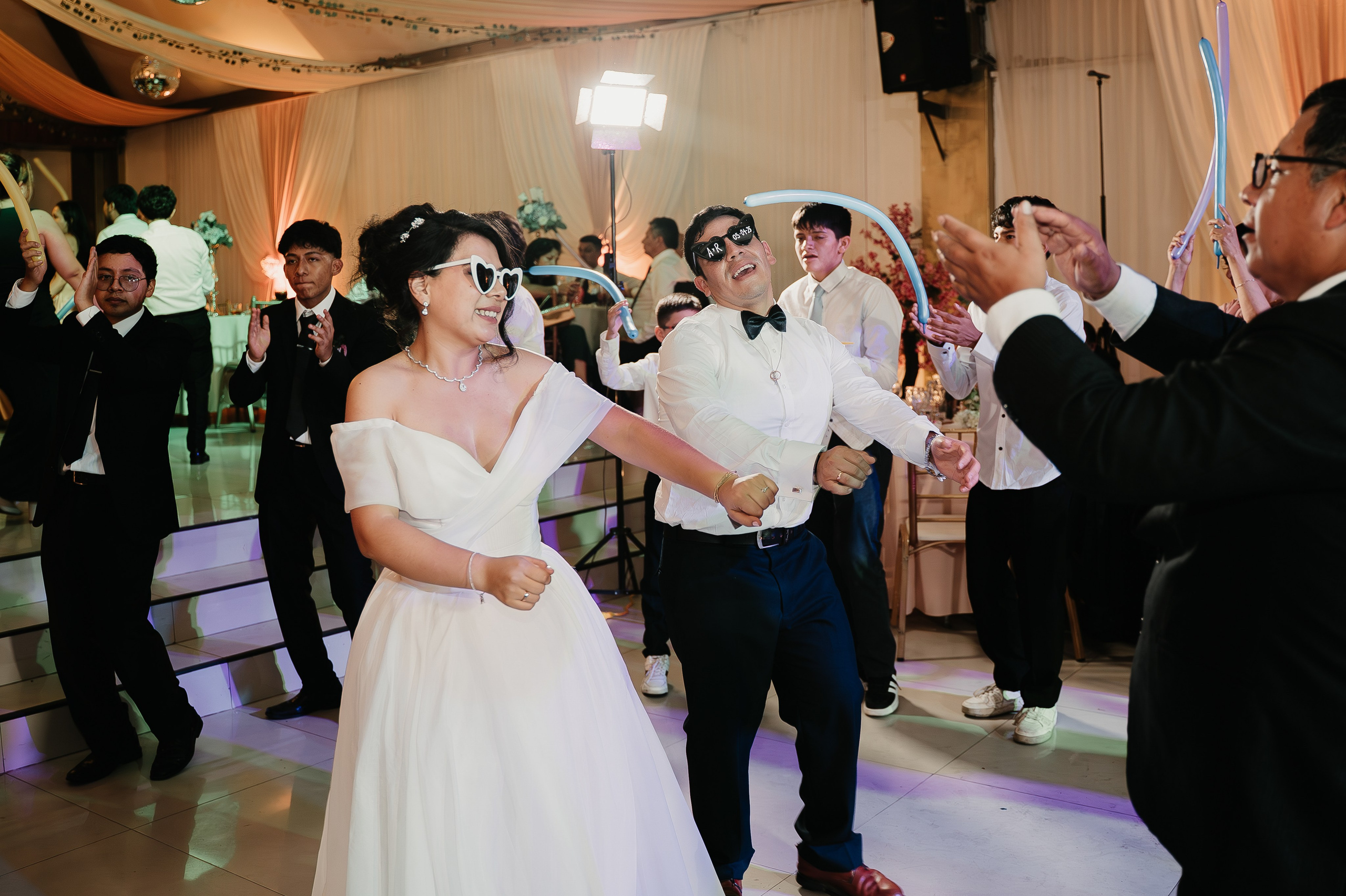 ALEJANDRA + RODRIGO BODA RELIGIOSA. Studio KVTA | Fotografía y Video de Bodas en Arequipa