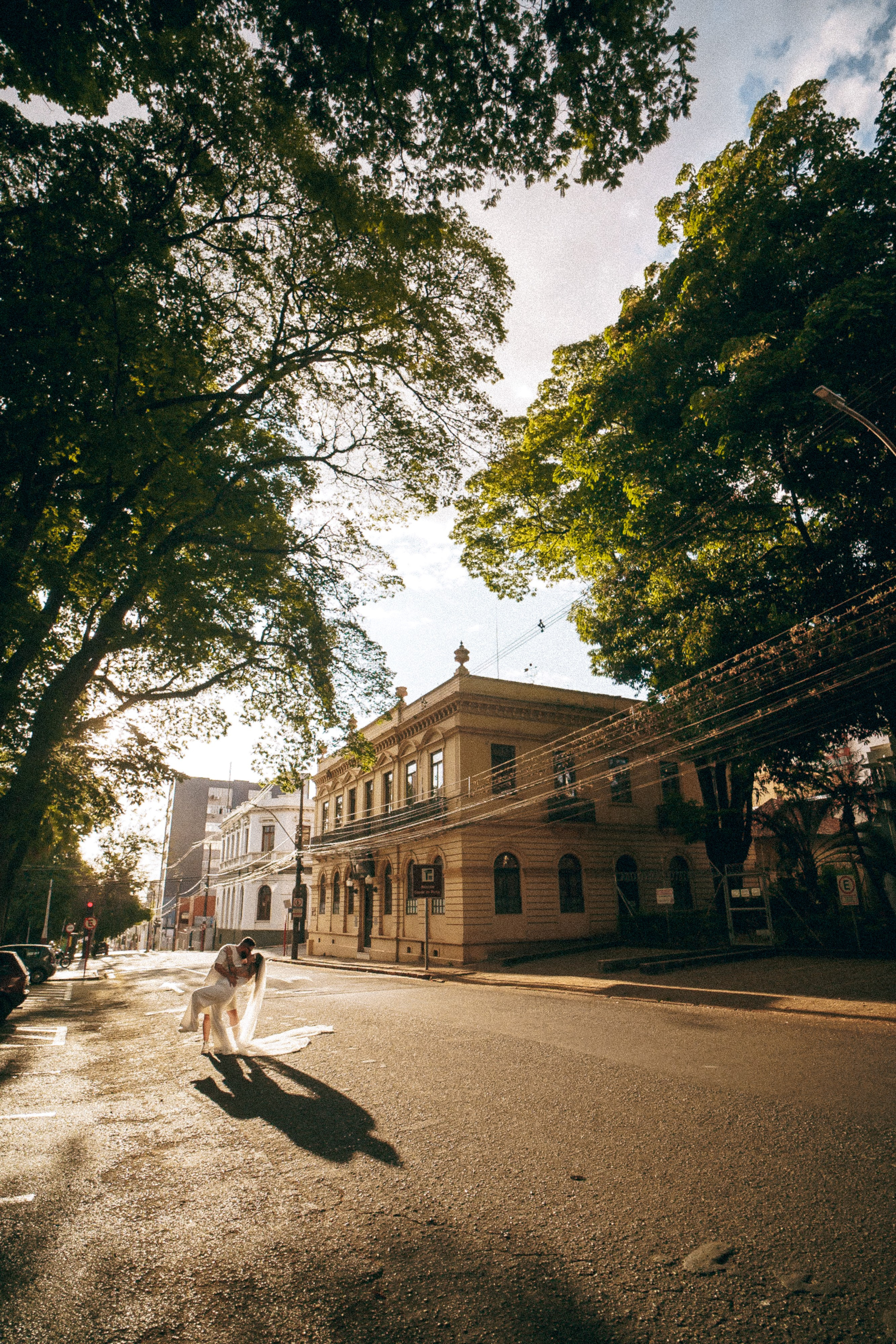 Pré Wedding — Laysla e Bruno (Urbano). Fotógrafo de casamento e Filmmaker de casamento