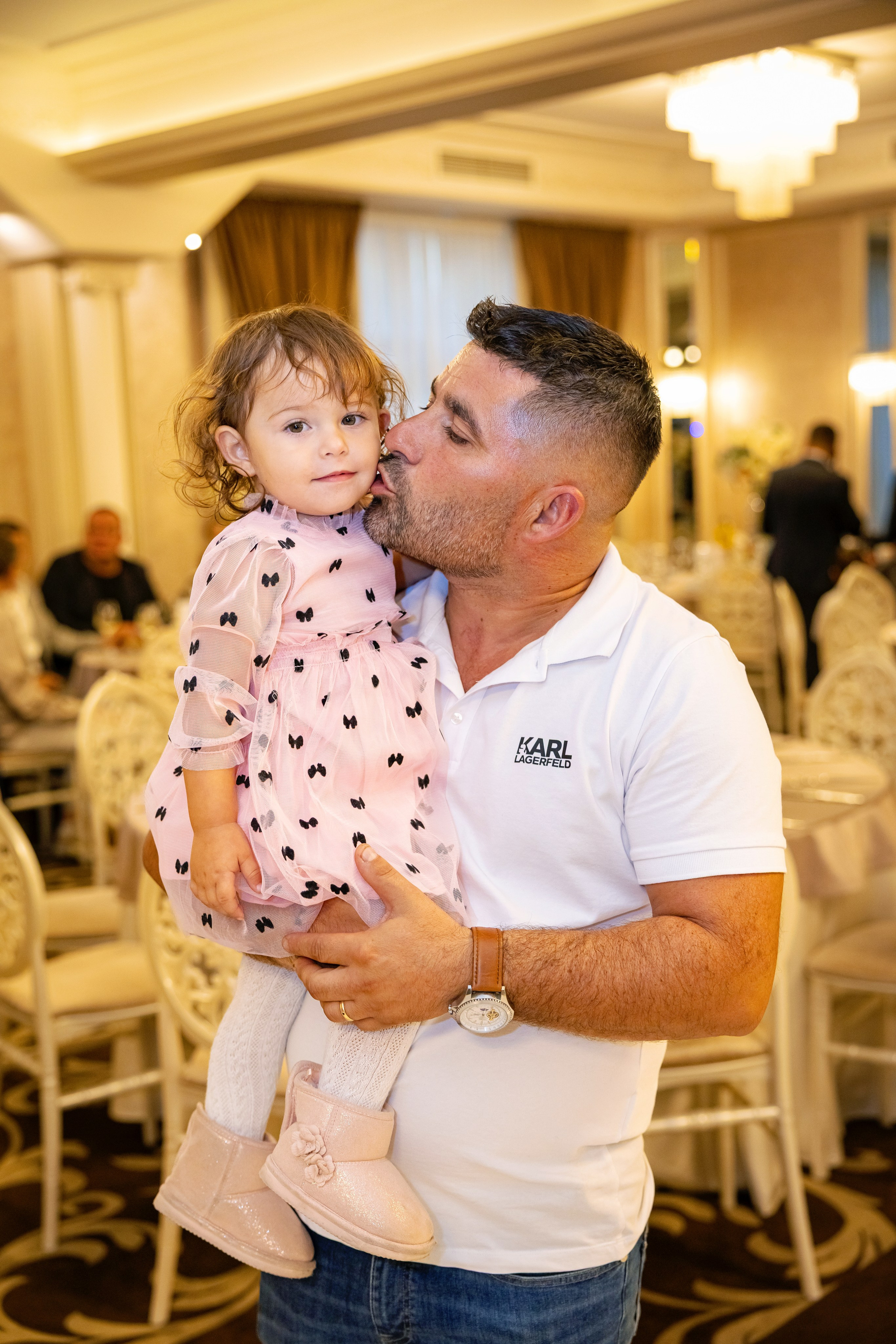 Andrei Sebastian. Moments By Gub