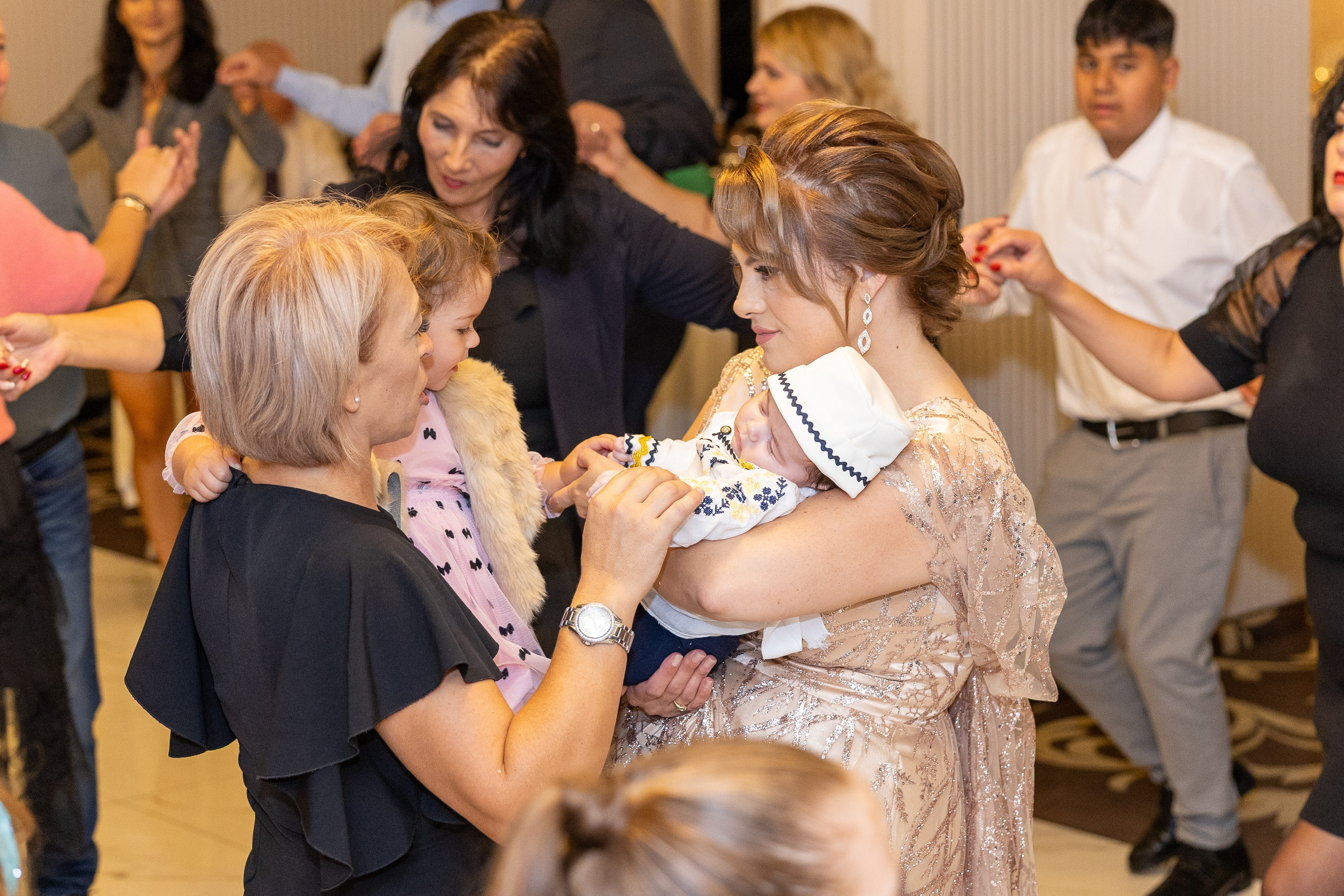 Andrei Sebastian. Moments By Gub