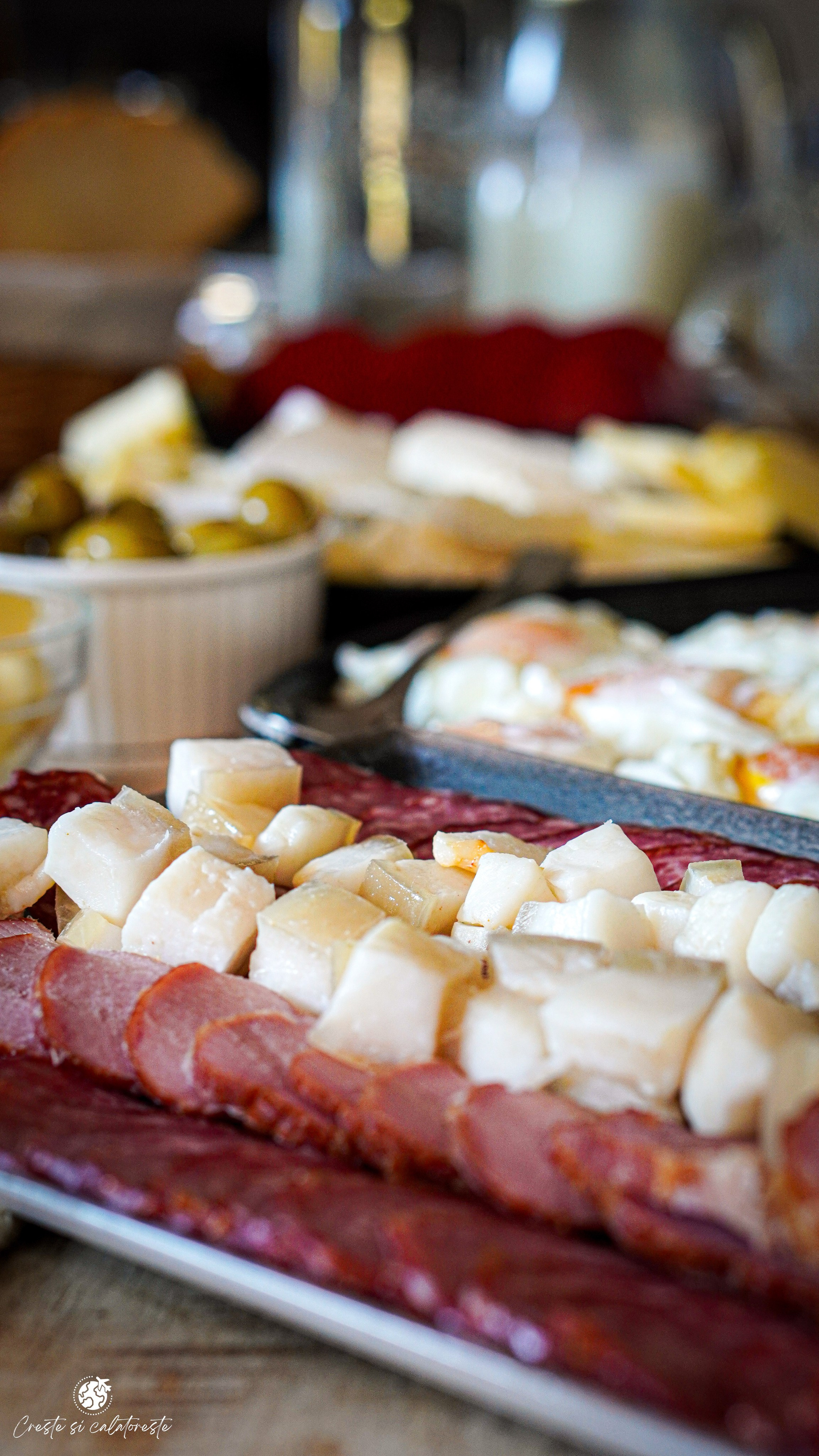 Bransilvania. Creste si calatoreste