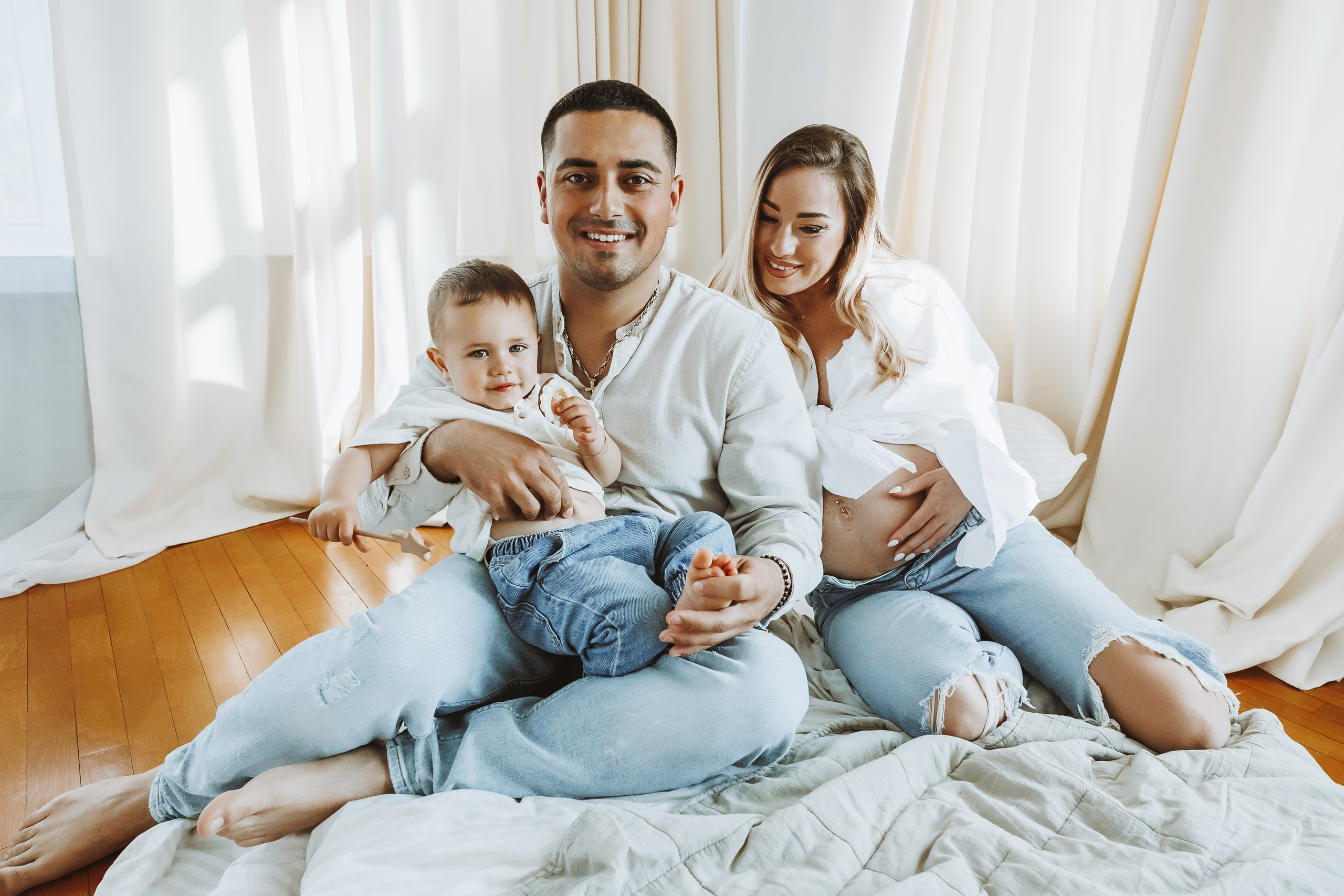 Бремена фотосесия в студио. Фотограф Ирина Йотова