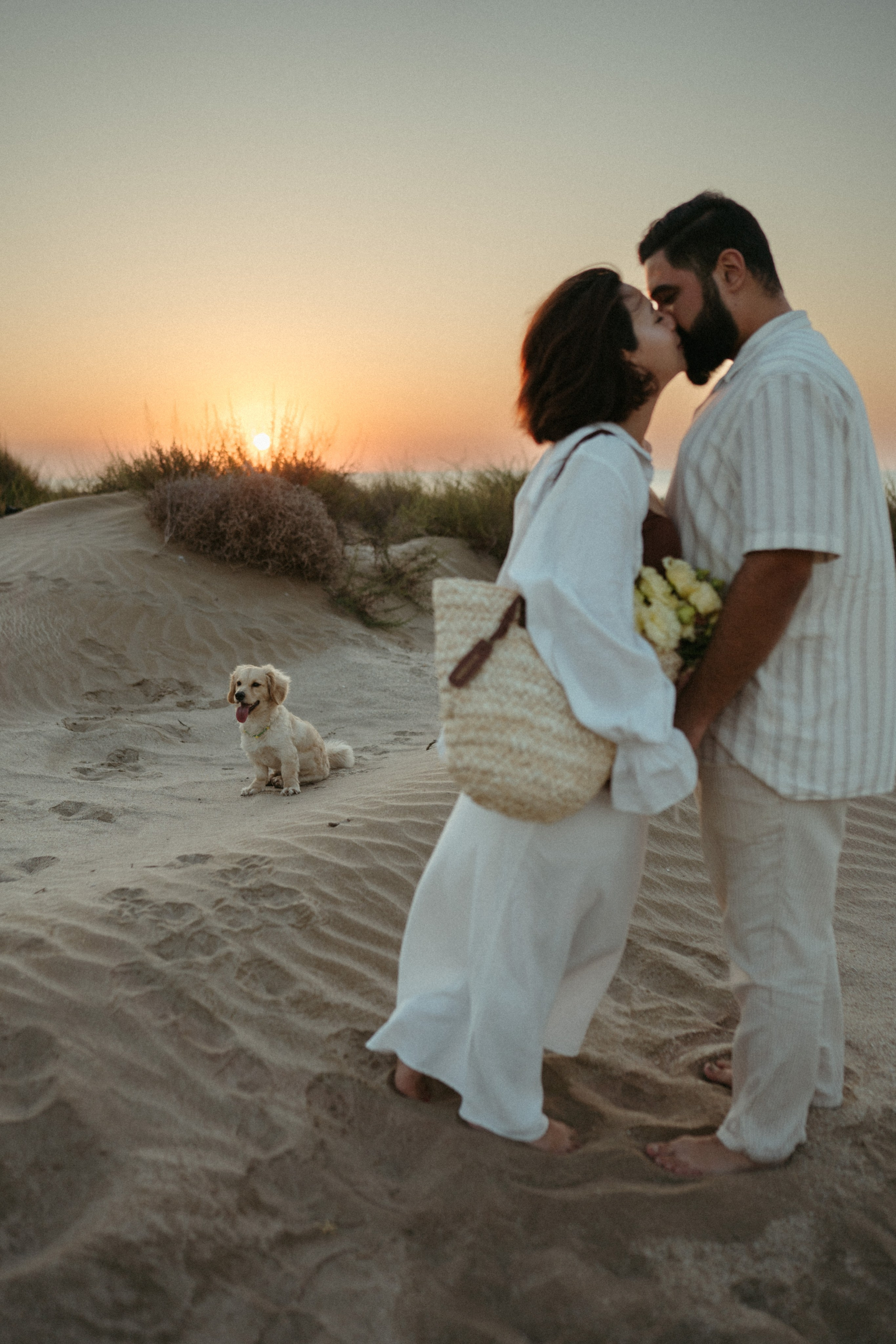 Expecting Javad. Family photographer in Saudi Arabia