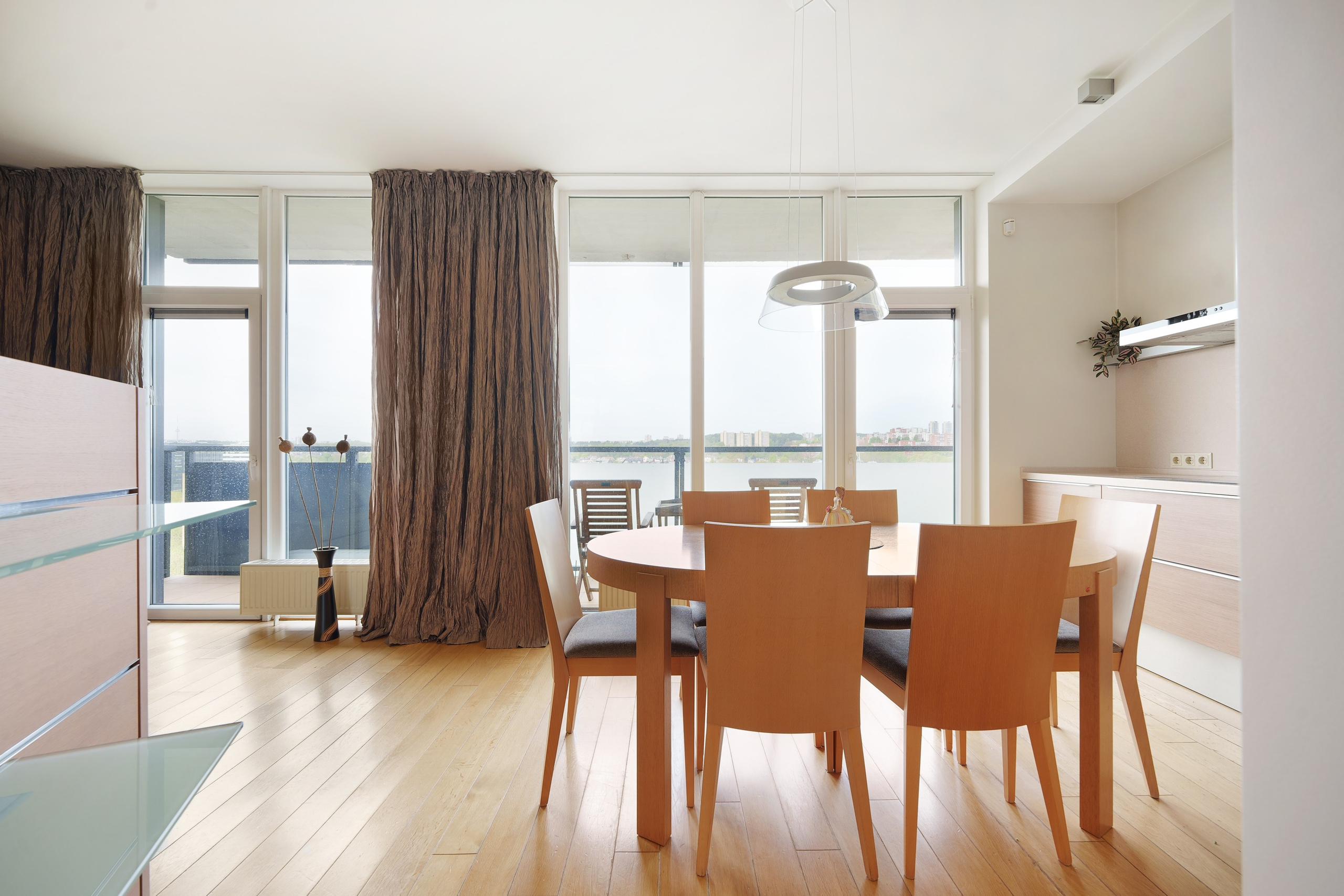 Trinapolio g. 9a. Elina Sapiega fotografė Vilniuje